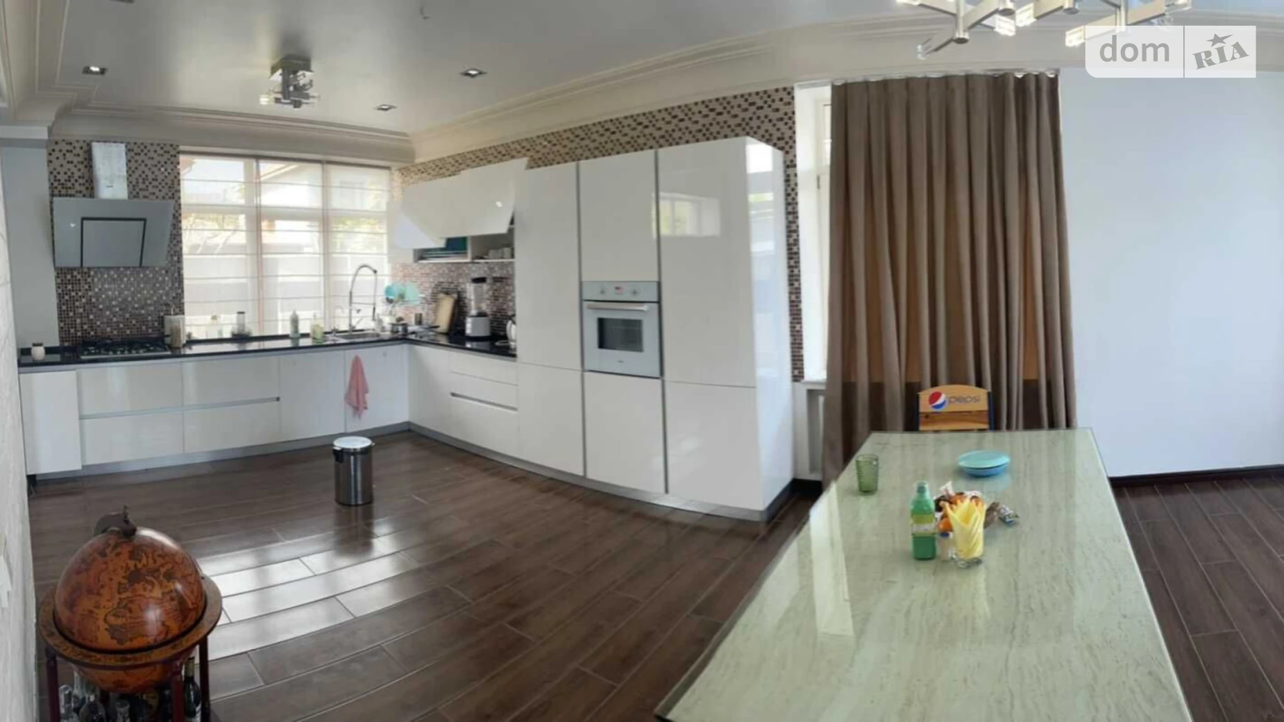 Продается дом на 2 этажа 400 кв. м с участком, цена: 425000 $ - фото 4