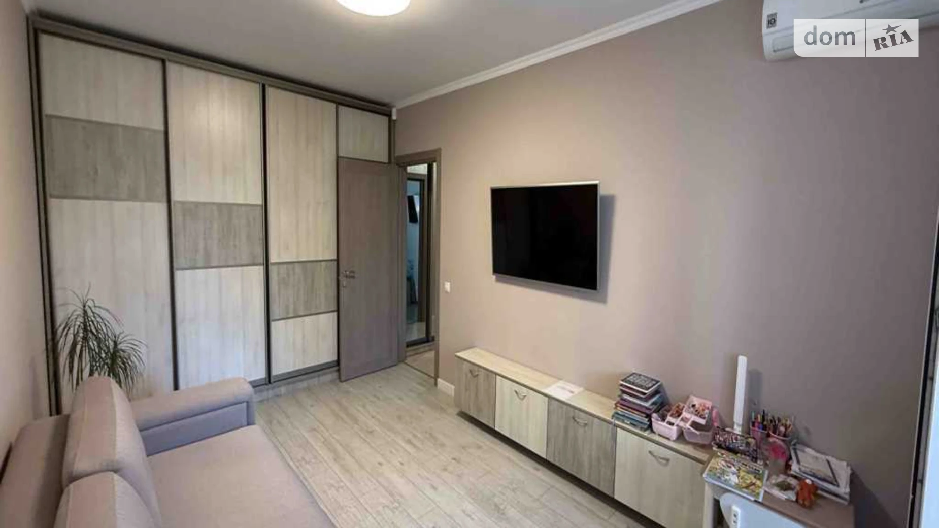 Продается 2-комнатная квартира 48.5 кв. м в Полтаве, ул. Дмитра Пругла(Станиславского) - фото 2