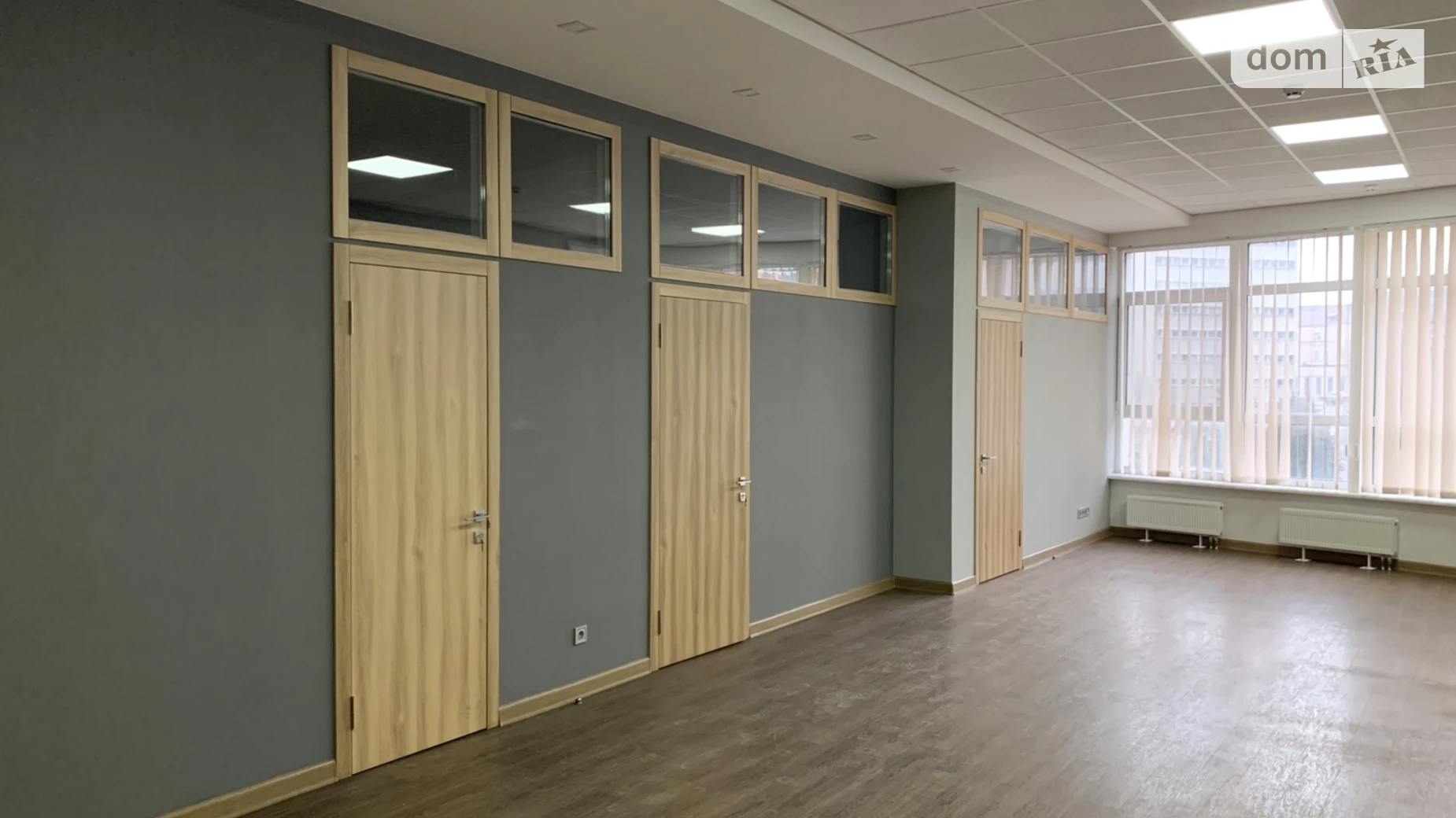 Сдается в аренду офис 190 кв. м в бизнес-центре, цена: 1950 $ - фото 2