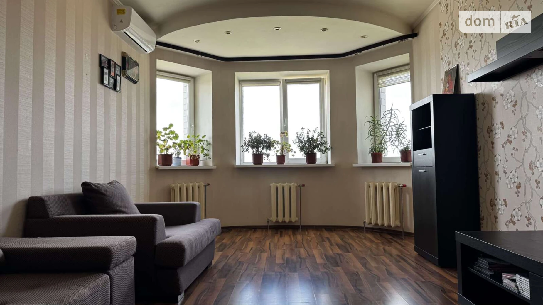 Продается 1-комнатная квартира 48 кв. м в Буче, бул. Богдана Хмельницкого, 2 - фото 2