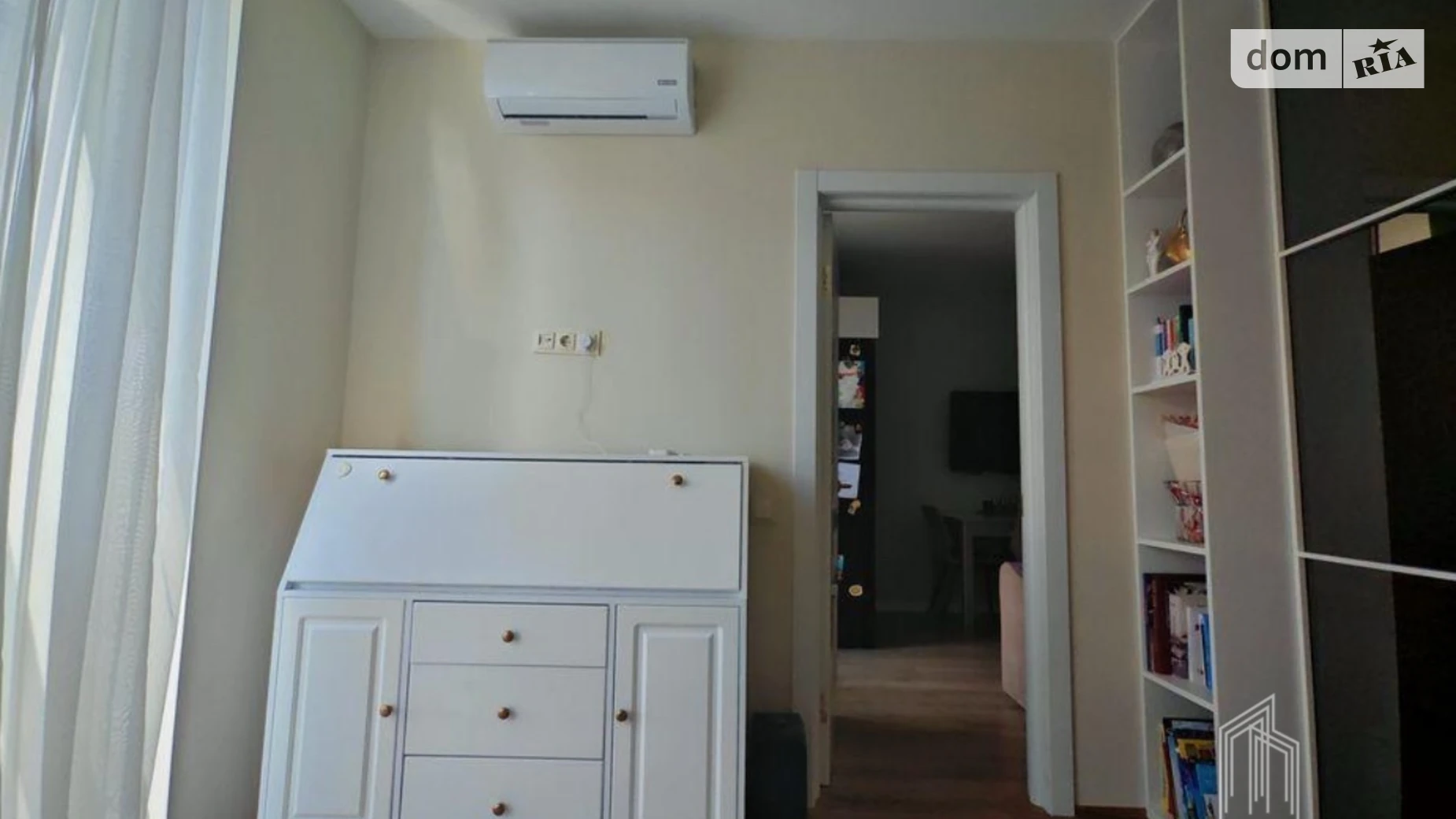 Продається 1-кімнатна квартира 48 кв. м у Києві, вул. Князя Романа Мстиславича(Генерала Жмаченка) - фото 3