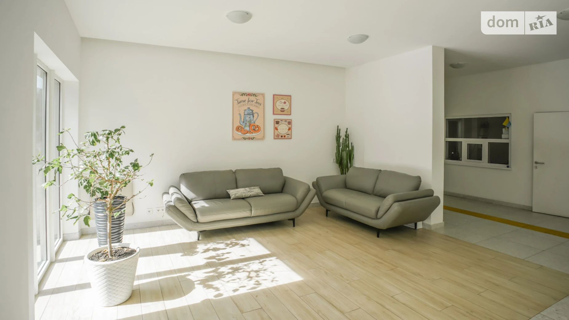 Продается 1-комнатная квартира 51 кв. м в Львове, ул. Ярославенко, 30 - фото 3