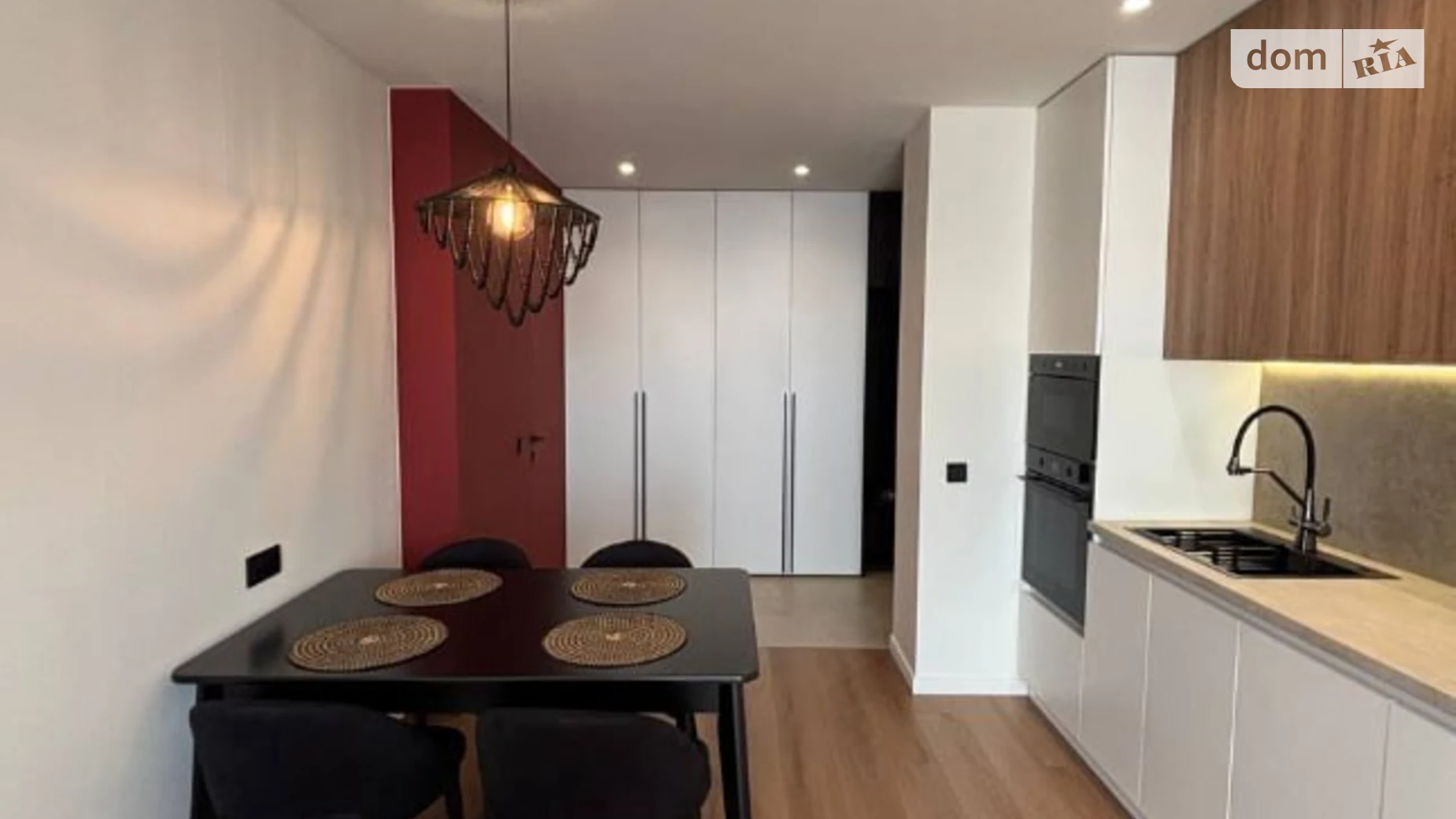 Сдается в аренду 1-комнатная квартира 51 кв. м в Ивано-Франковске, ул. Коновальца Евгения - фото 2