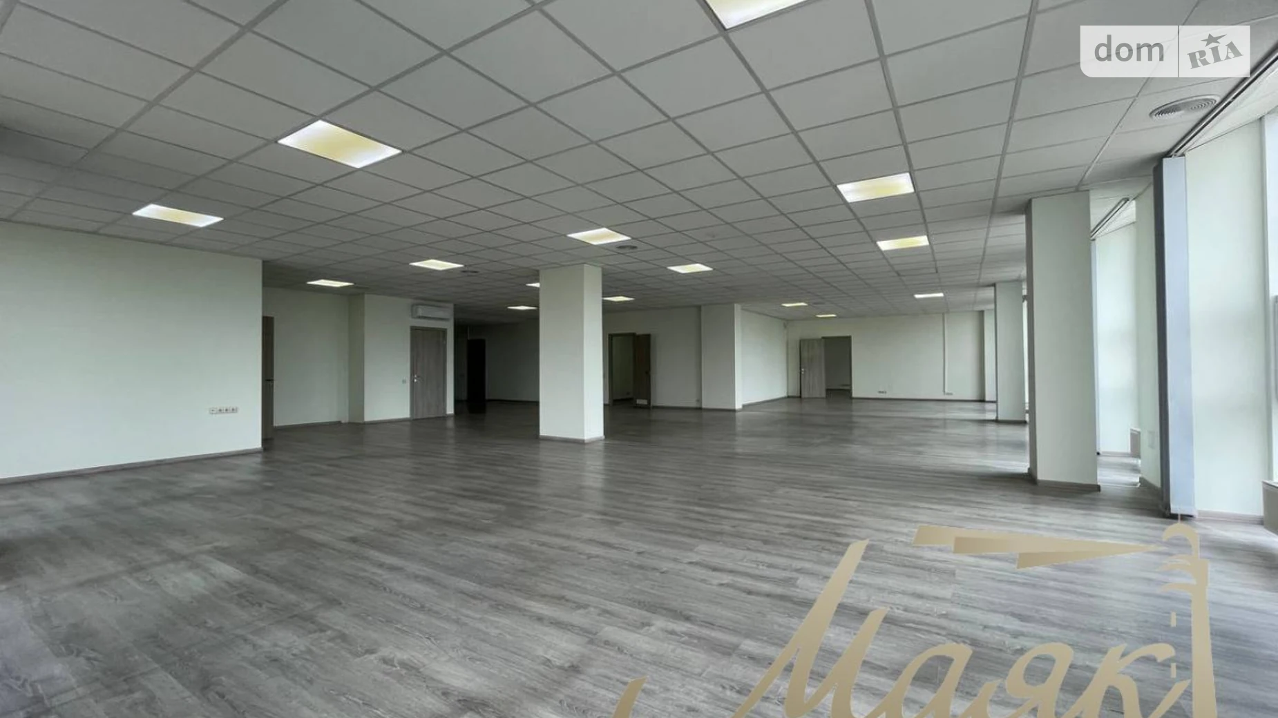 Сдается в аренду офис 540 кв. м в бизнес-центре, цена: 5400 $ - фото 5