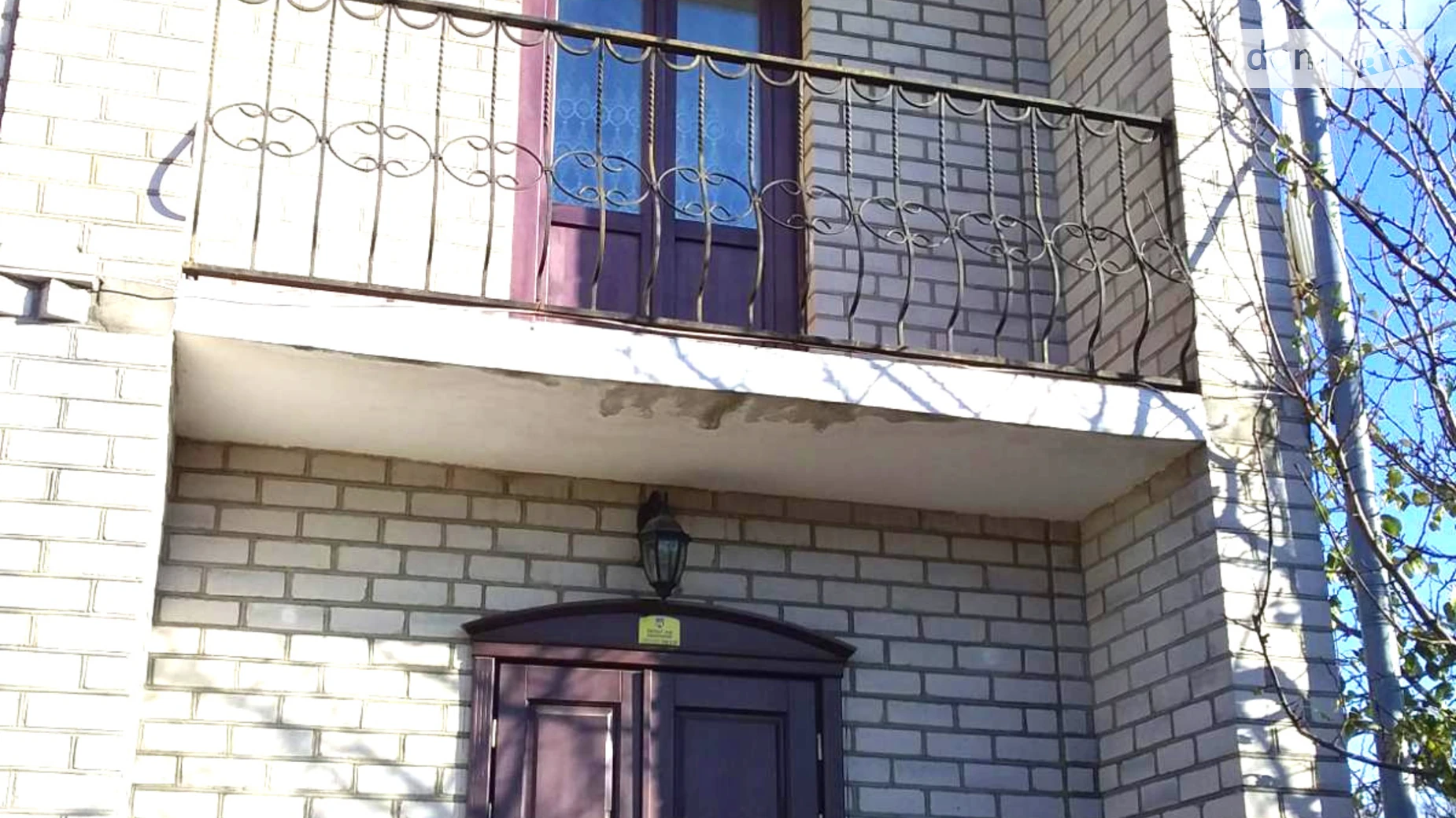 Продается дом на 2 этажа 185 кв. м с гаражом, цена: 98800 $ - фото 2