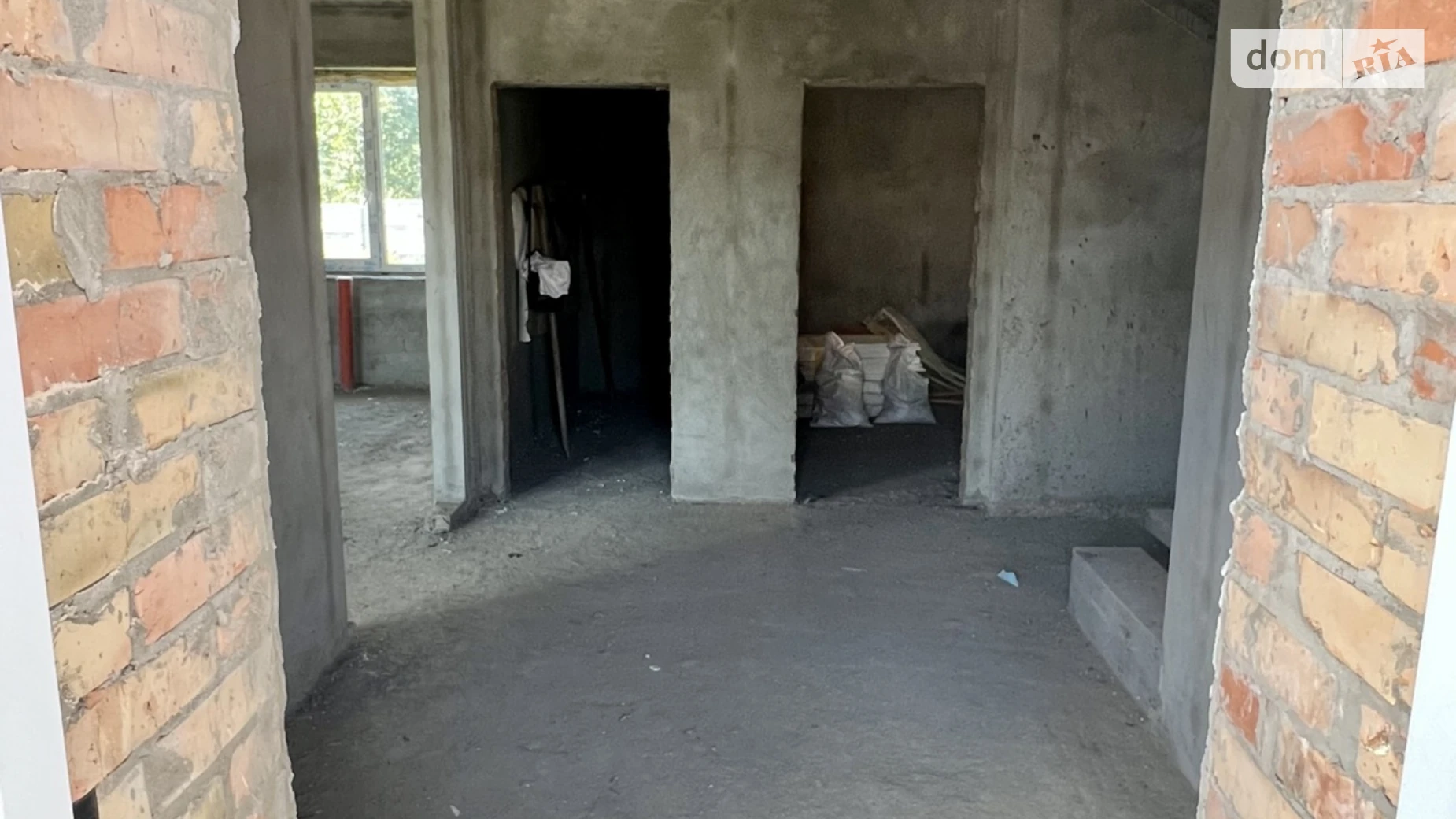 Продается дом на 2 этажа 172 кв. м с балконом, цена: 150000 $ - фото 2