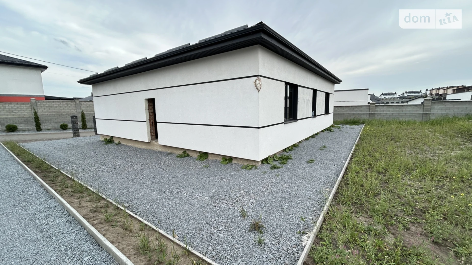 Продается одноэтажный дом 107 кв. м с беседкой, цена: 89000 $ - фото 3