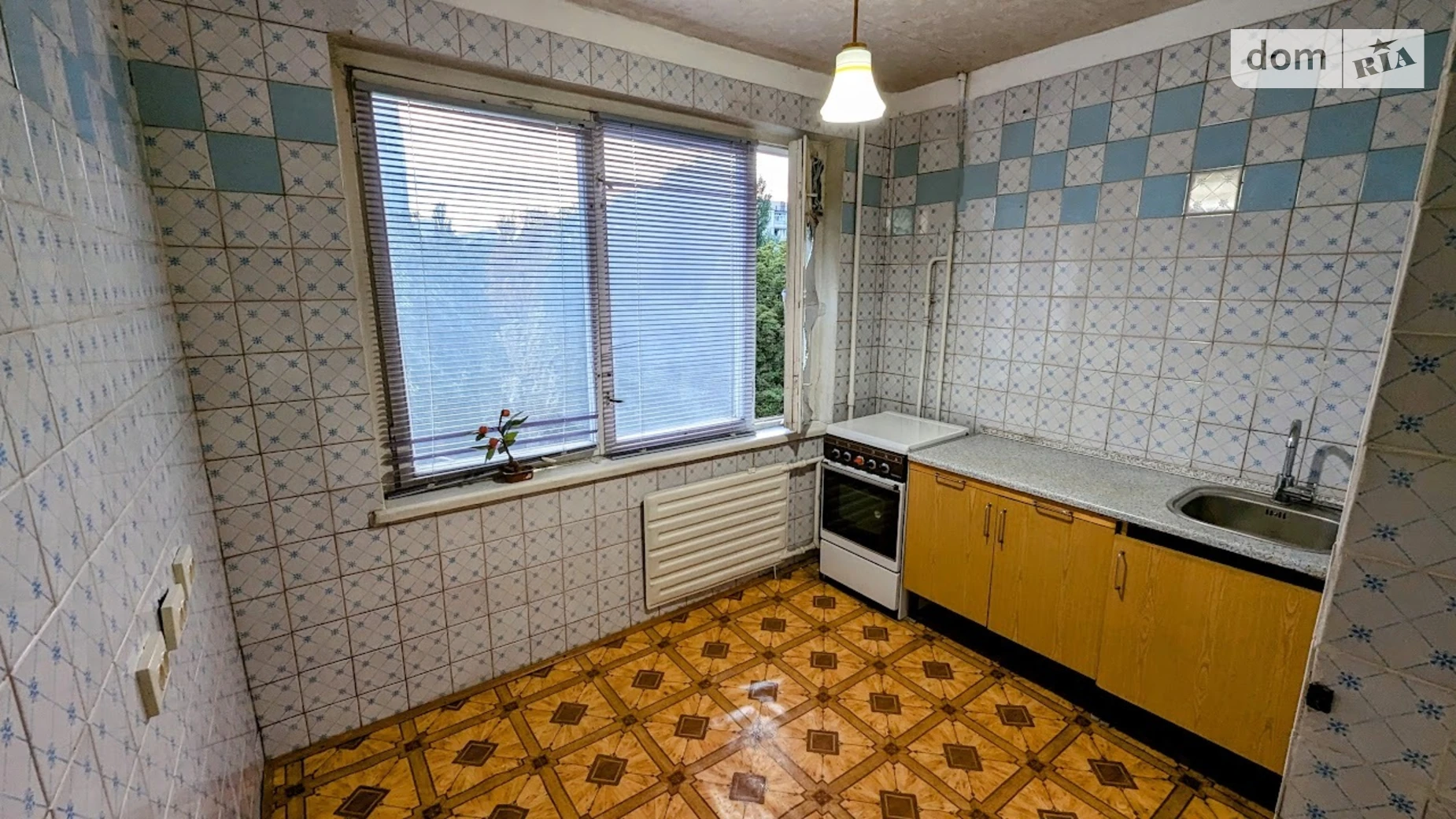 Продается 3-комнатная квартира 68 кв. м в Киеве, ул. Гната Юры, 12 - фото 2