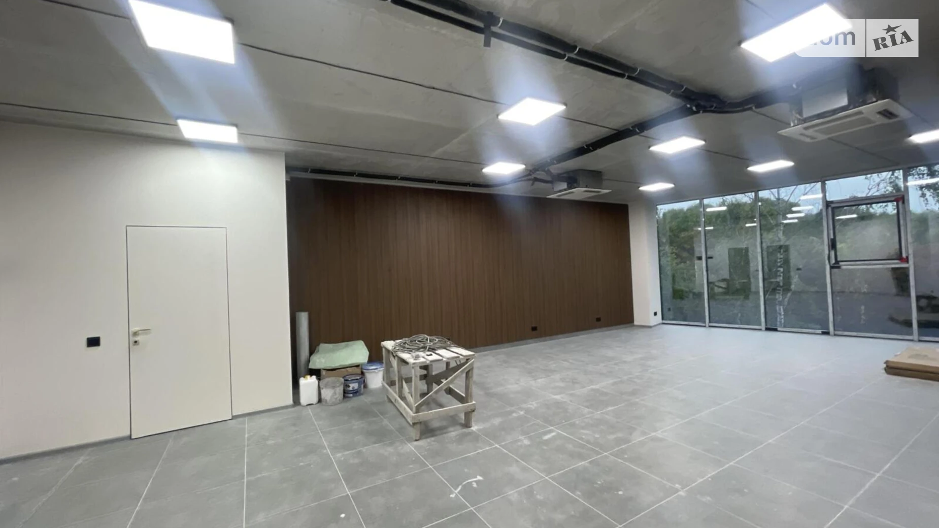 Сдается в аренду помещения свободного назначения 65 кв. м в 9-этажном здании, цена: 35750 грн - фото 2