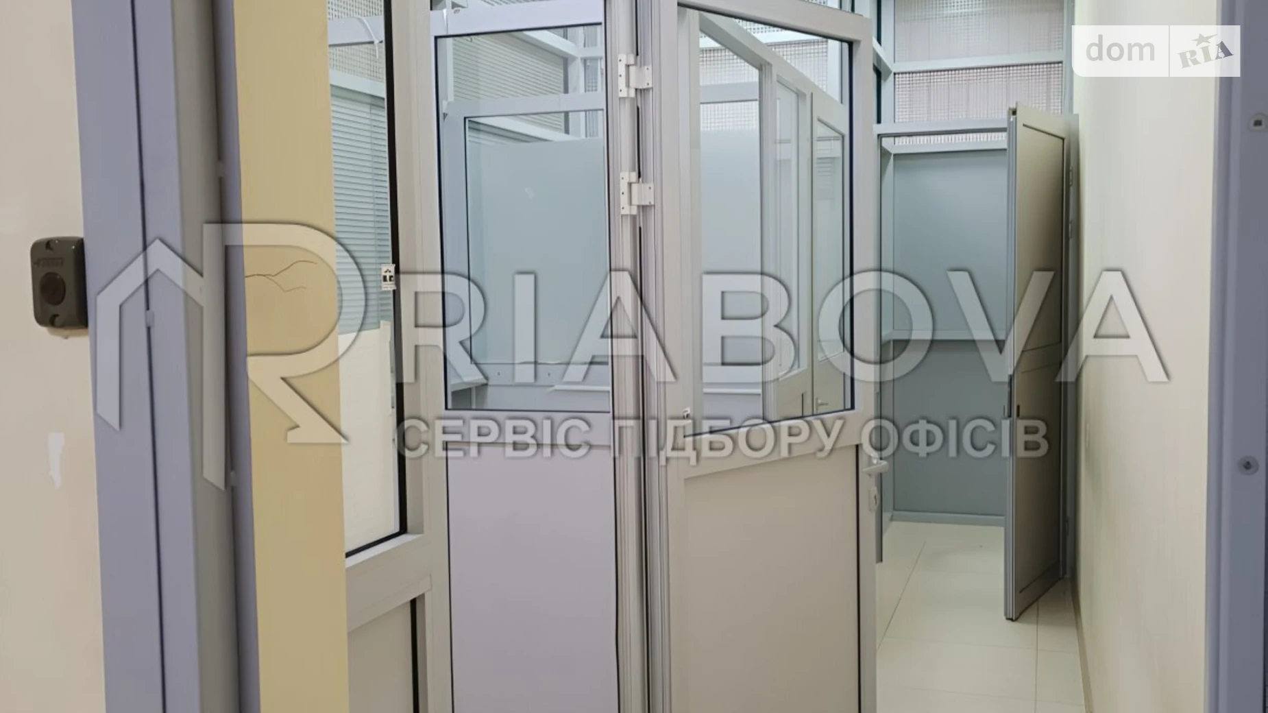 Сдается в аренду офис 285.74 кв. м в бизнес-центре, цена: 142870 грн - фото 3