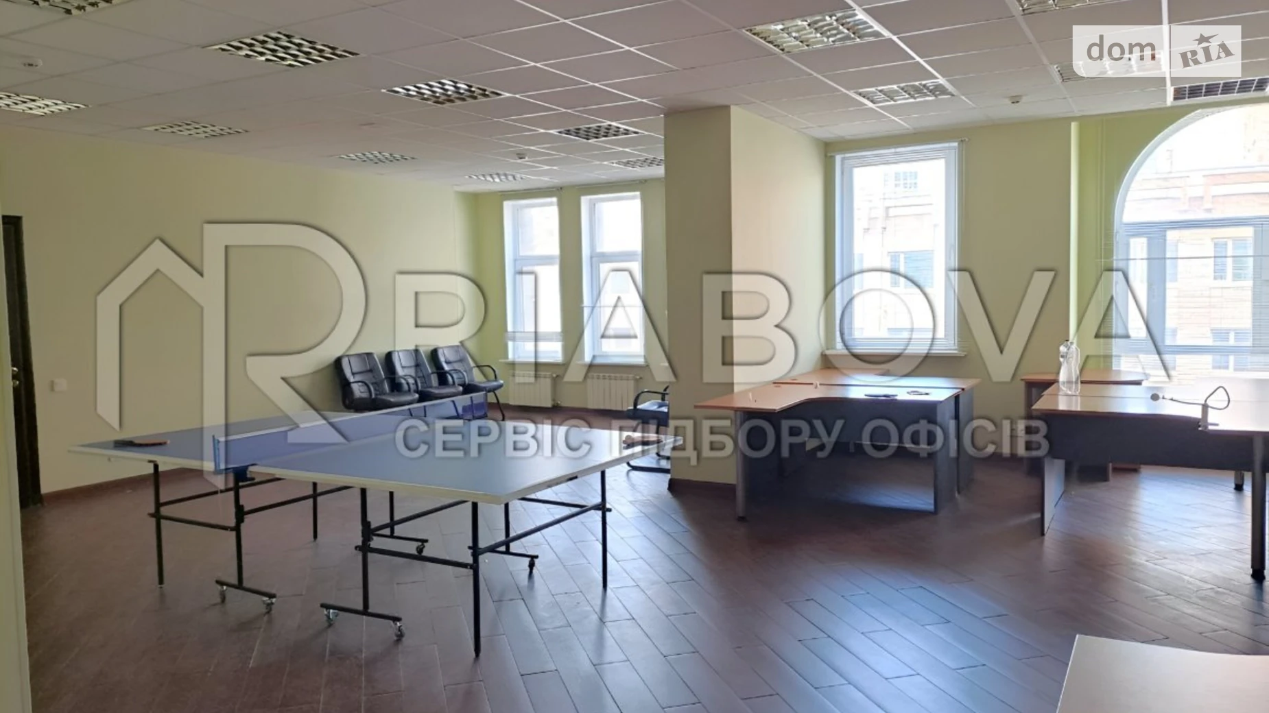 Сдается в аренду офис 146 кв. м в бизнес-центре, цена: 1460 € - фото 3