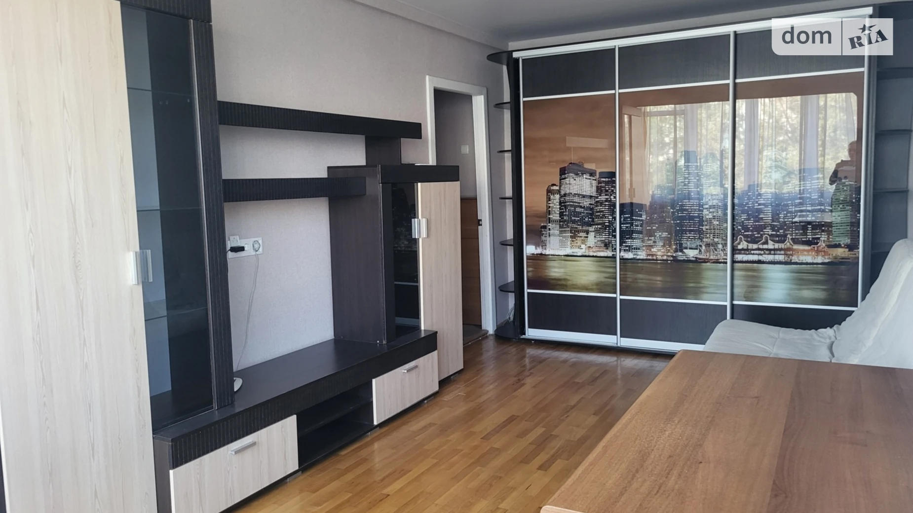 Продается 2-комнатная квартира 47.3 кв. м в Киеве, ул. Коновальца Евгения, 37 - фото 2