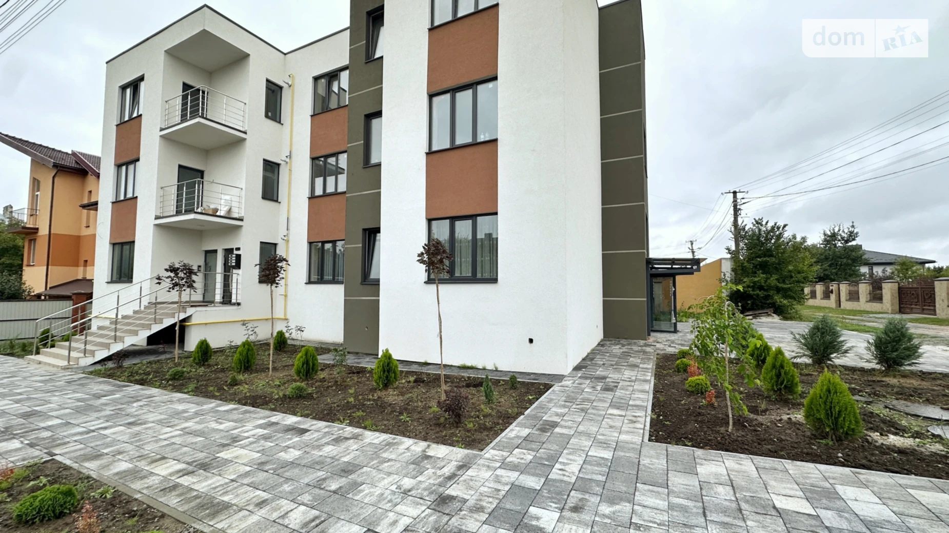 Продается 1-комнатная квартира 47.8 кв. м в Рудно, ул. Шухевича, 2 - фото 2