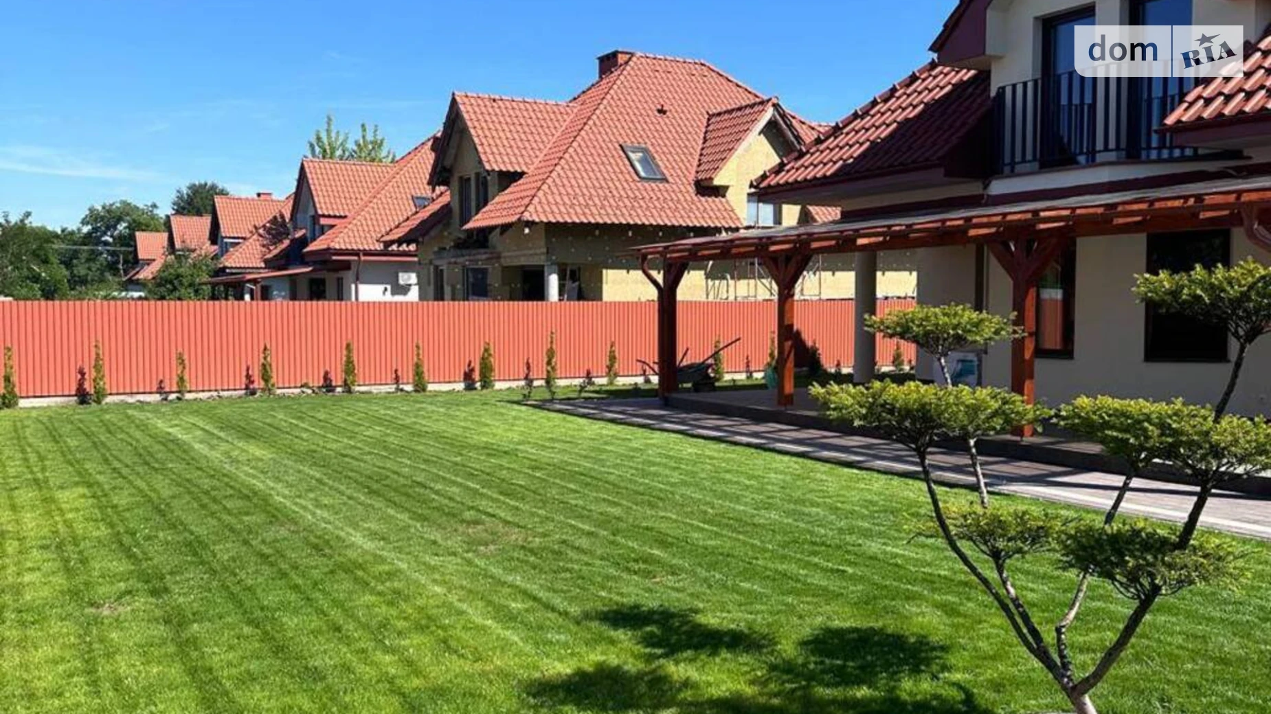 Продается дом на 2 этажа 223 кв. м с верандой, цена: 280000 $ - фото 3