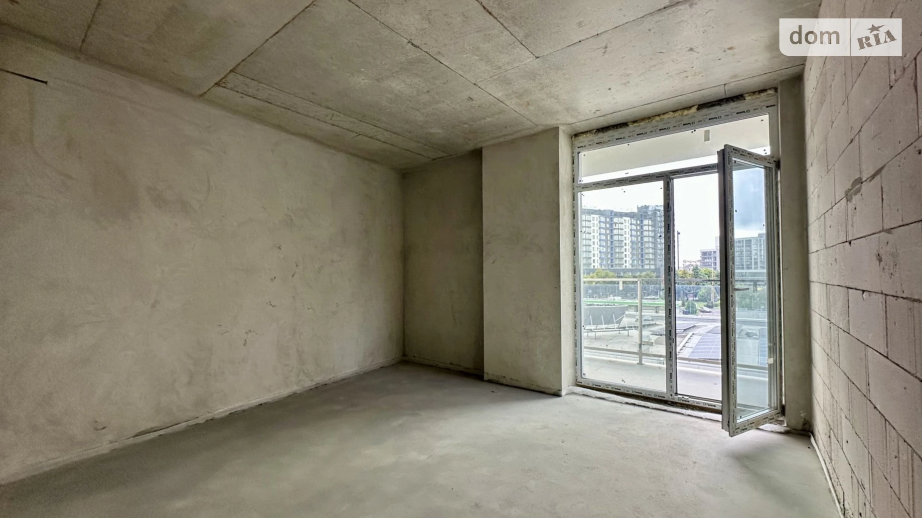 Продается 2-комнатная квартира 68 кв. м в Ивано-Франковске, ул. Надречная, 1 - фото 4