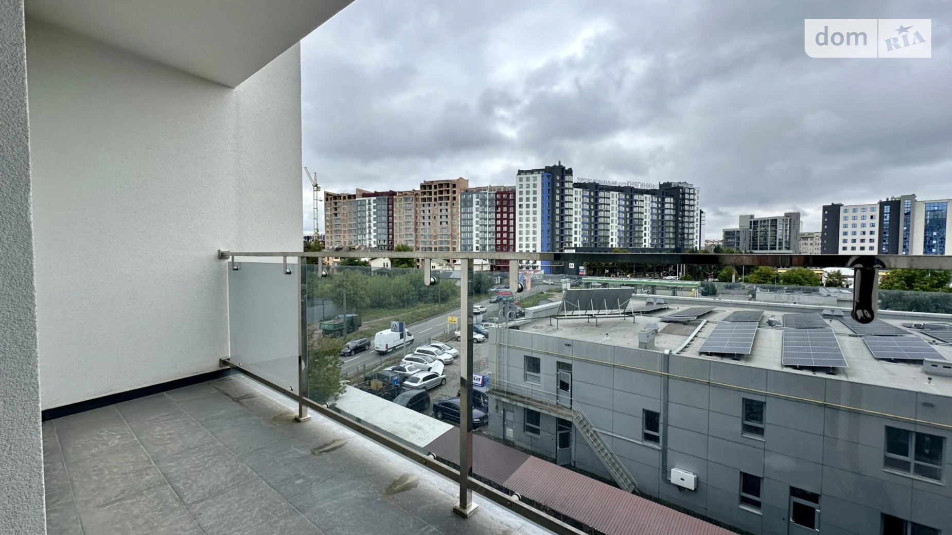 Продается 2-комнатная квартира 68 кв. м в Ивано-Франковске, ул. Надречная, 1 - фото 5