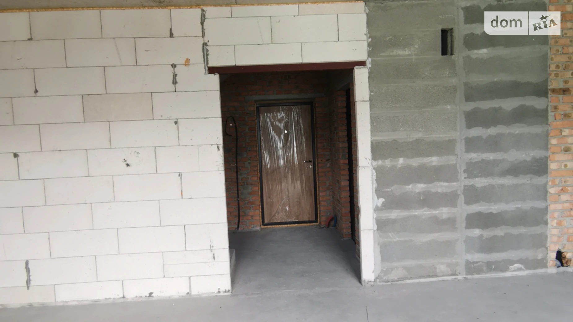 Продается 3-комнатная квартира 82 кв. м в Ирпене, ул. Университетская(Карла Маркса), 3/15 - фото 2