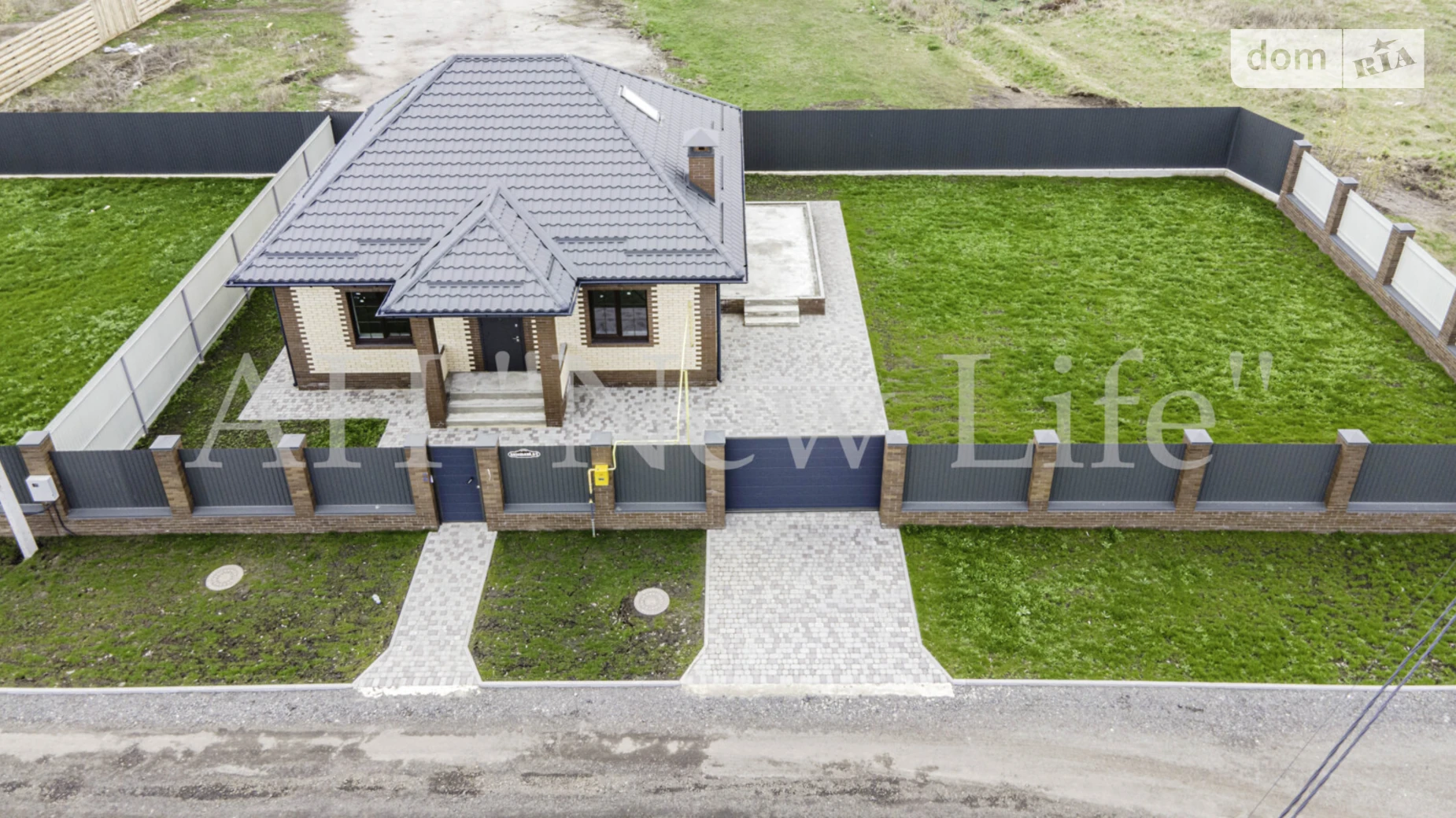 Продается дом на 2 этажа 114.3 кв. м с гаражом, цена: 74990 $ - фото 2
