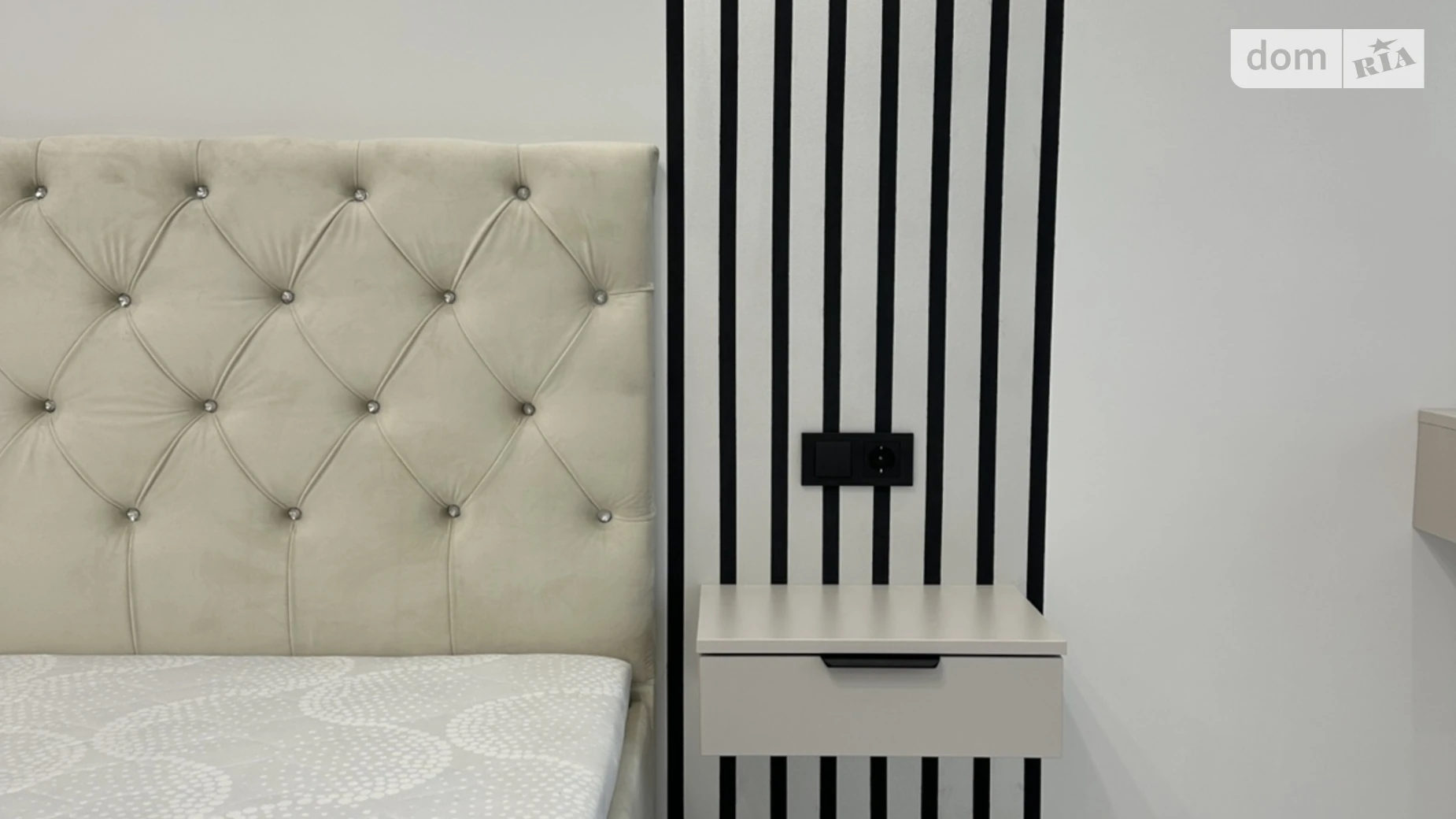 Продается 2-комнатная квартира 64.8 кв. м в Ивано-Франковске, ул. Приозерная, 22 - фото 5