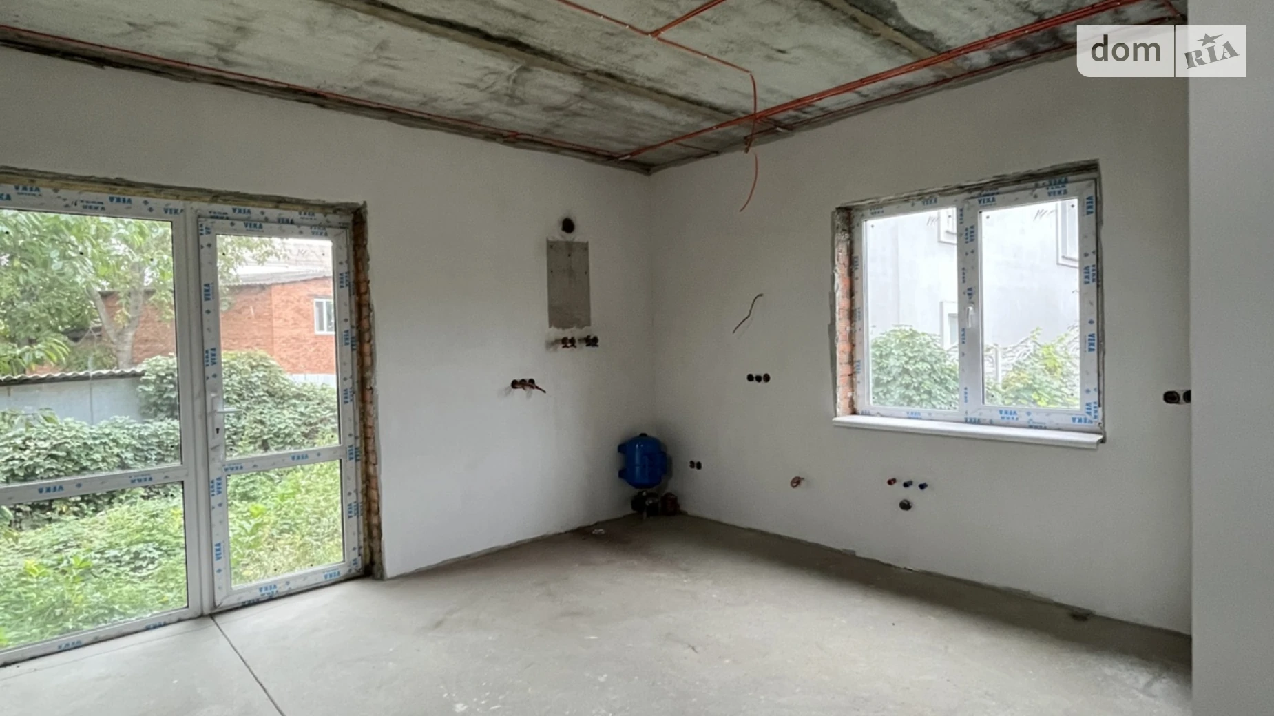 Продается дом на 2 этажа 108 кв. м с камином, цена: 103000 $ - фото 5