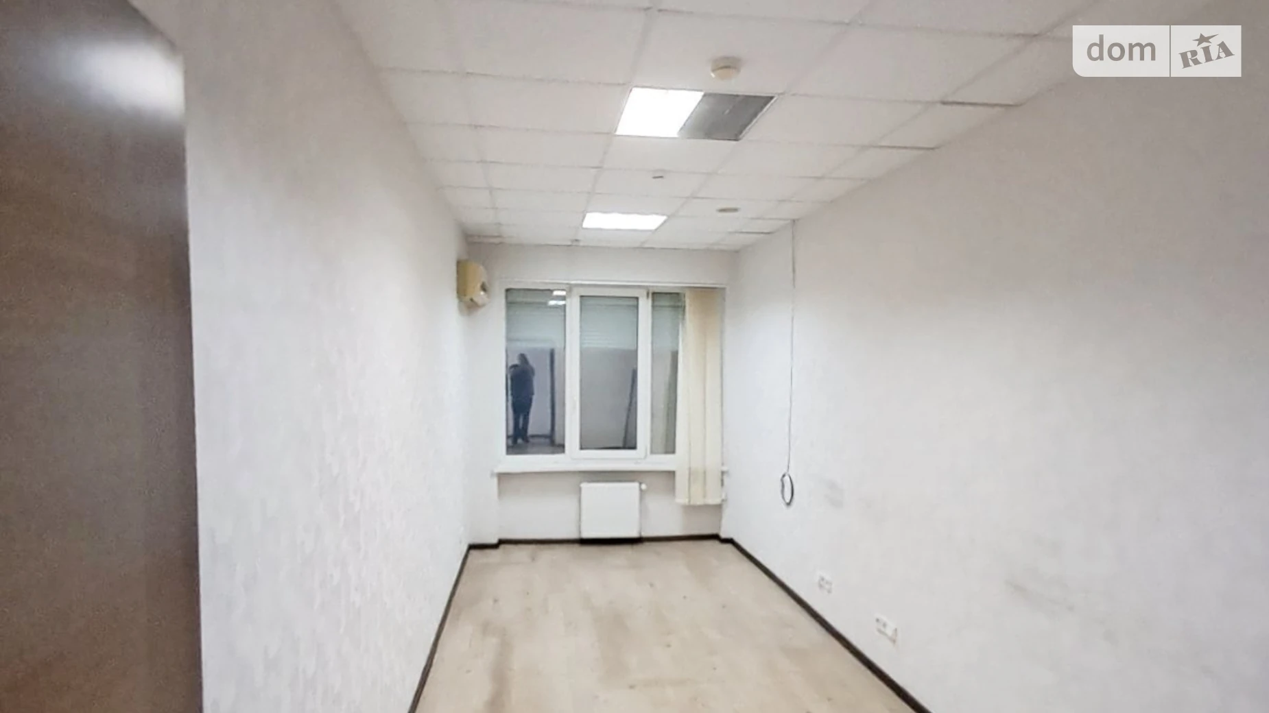 Сдается в аренду офис 20.6 кв. м в бизнес-центре, цена: 7000 грн - фото 5