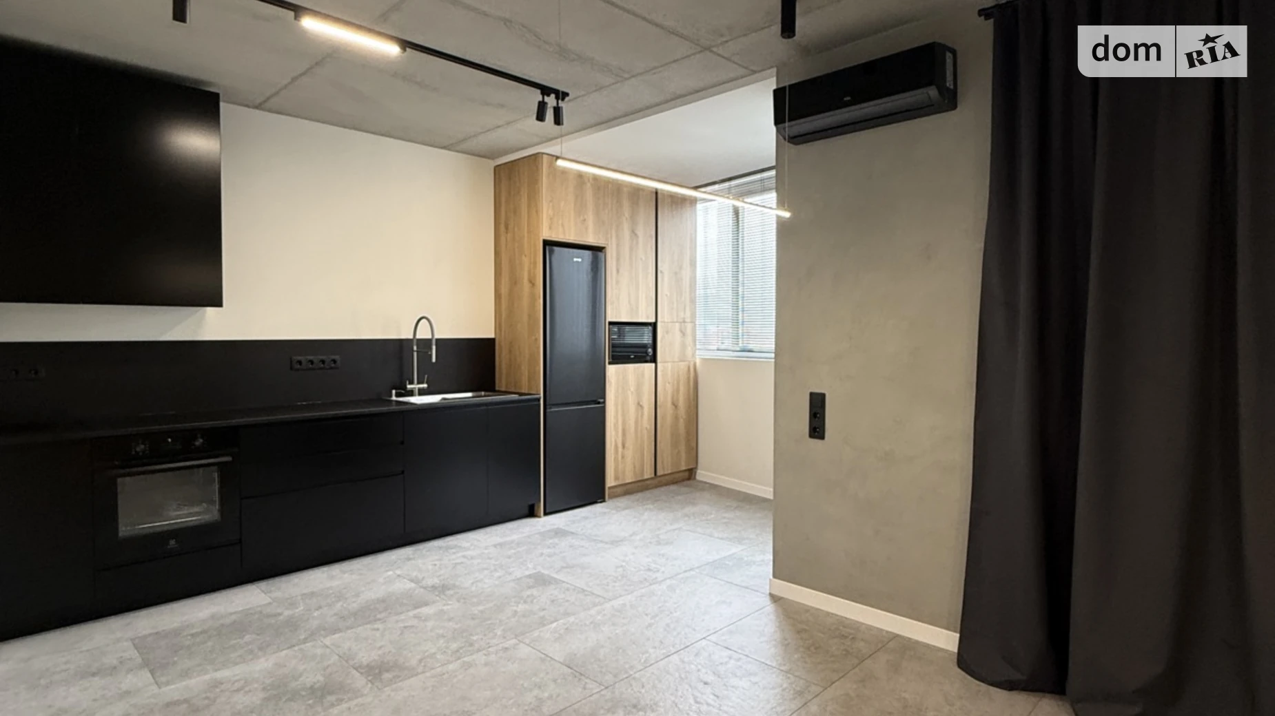 Продается 2-комнатная квартира 86.2 кв. м в Хмельницком, ул. Свободы, 20/4 - фото 2
