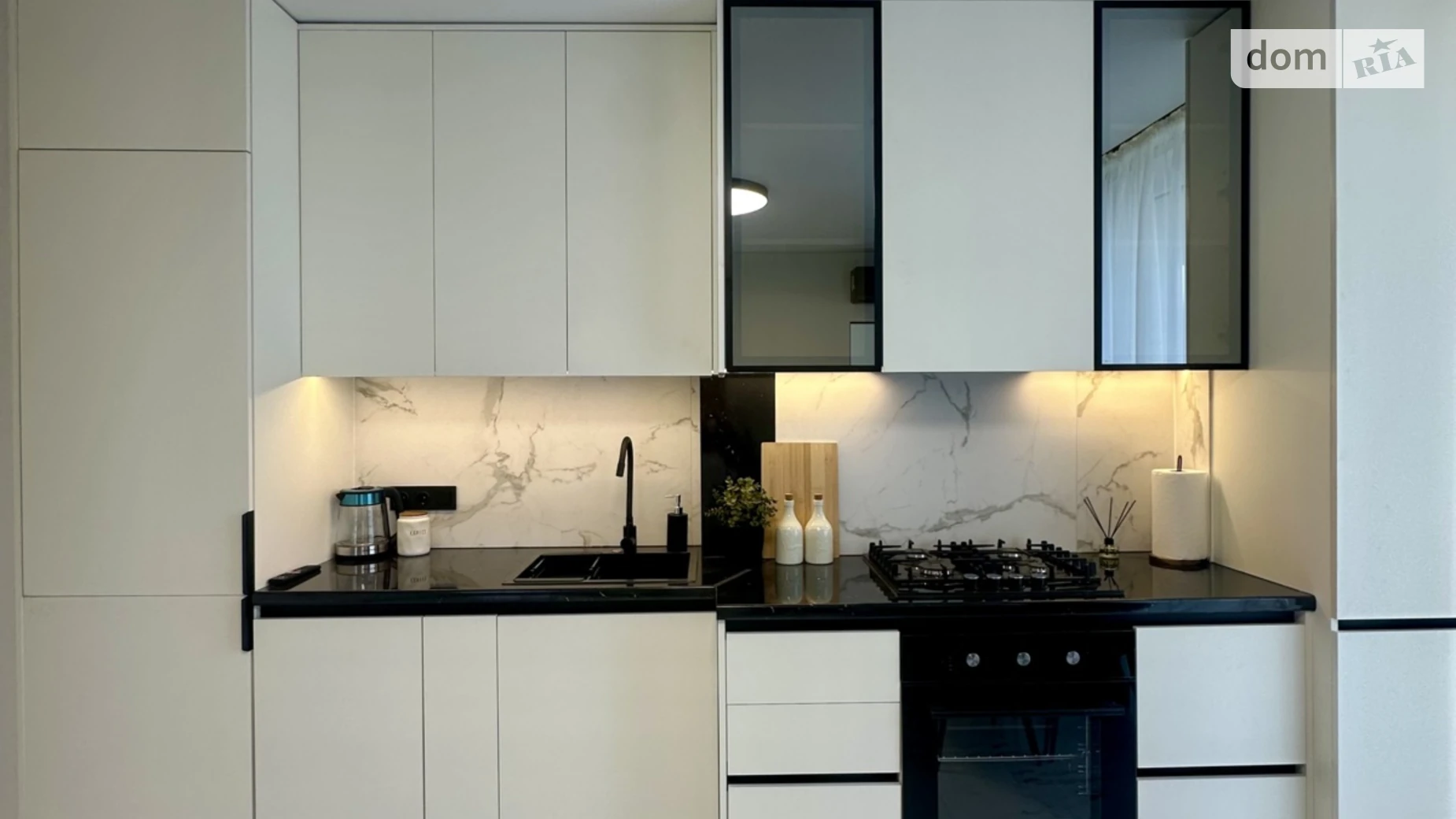 Продается 2-комнатная квартира 53 кв. м в Ужгороде, ул. Бабьяка, 8 - фото 3