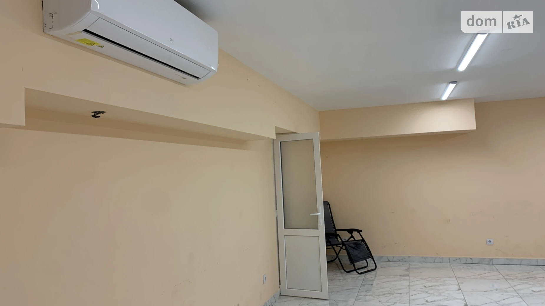 Сдается в аренду помещения свободного назначения 56.3 кв. м в 11-этажном здании, цена: 10134 грн - фото 5