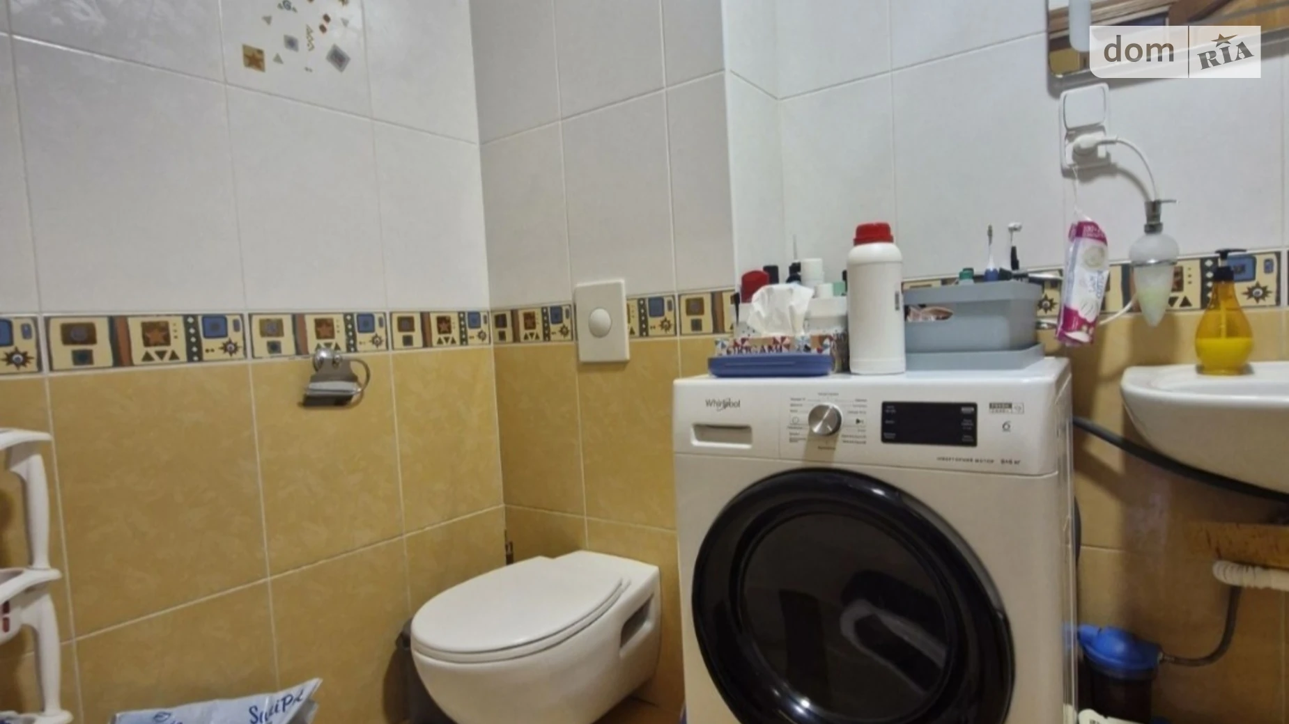 Продается 3-комнатная квартира 70 кв. м в Львове, ул. Нежинская, 9 - фото 3
