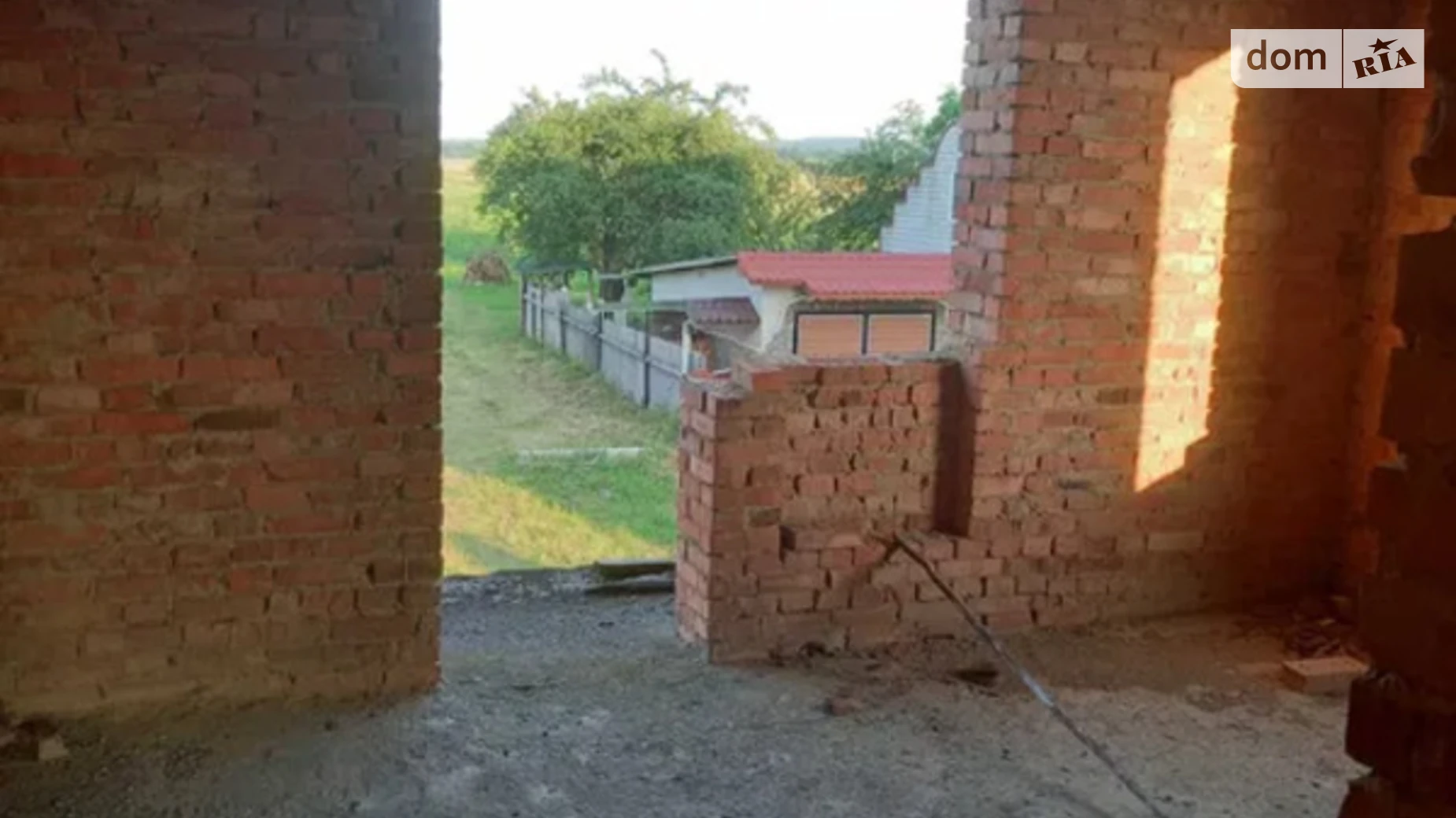 Продается дом на 2 этажа 200 кв. м с балконом, цена: 16500 $ - фото 2