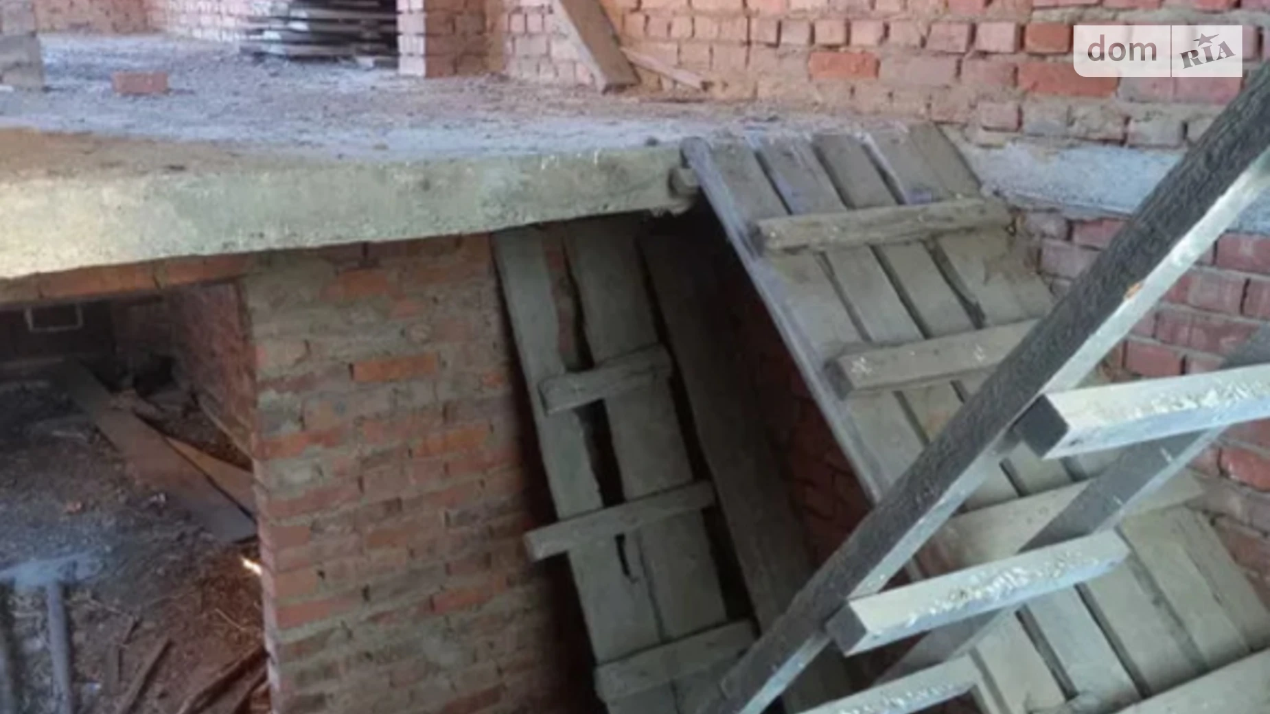 Продается дом на 2 этажа 200 кв. м с балконом, цена: 16500 $ - фото 4