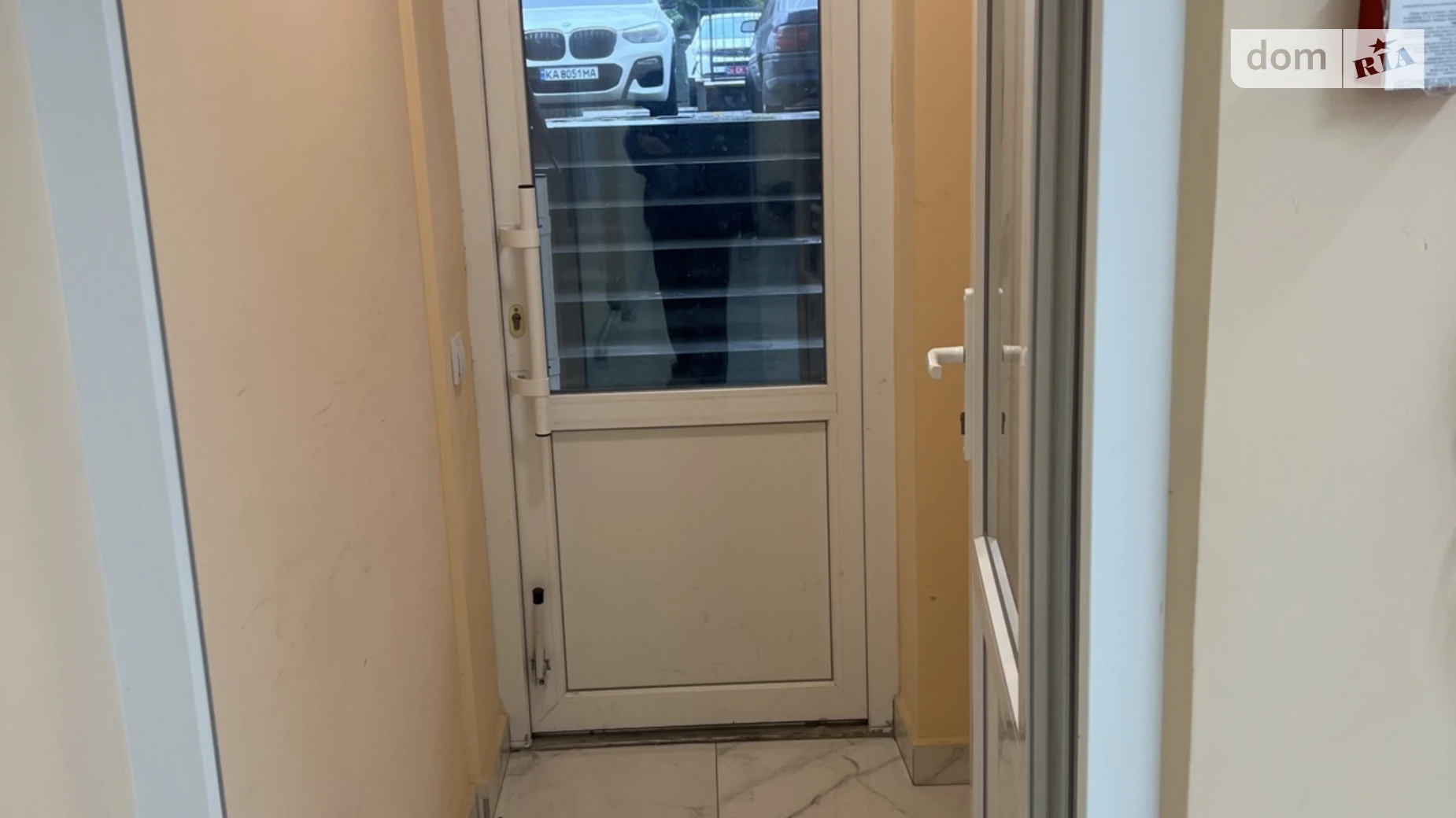 Сдается в аренду офис 56.3 кв. м в бизнес-центре, цена: 10134 грн - фото 2