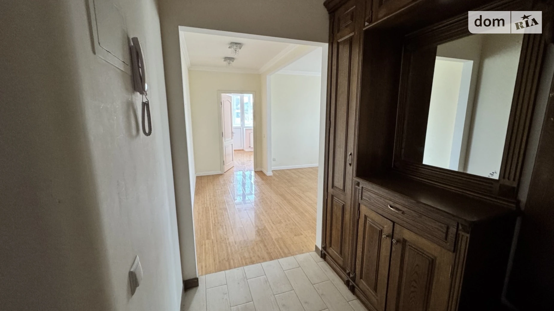 Продается 3-комнатная квартира 94 кв. м в Черткове, ул. Монастырская, 20А - фото 3