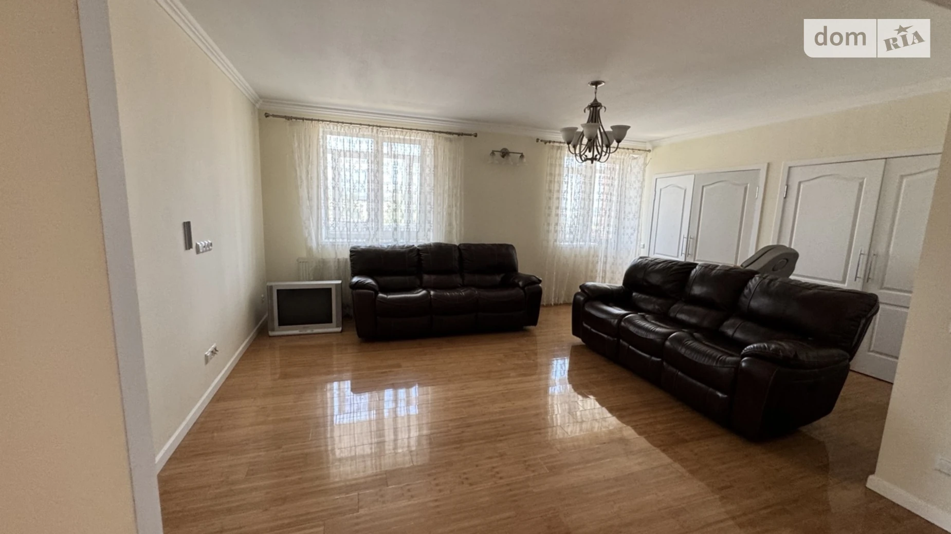 Продается 3-комнатная квартира 94 кв. м в Черткове, ул. Монастырская, 20А - фото 2