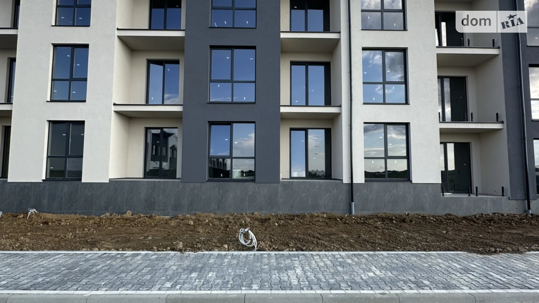 Продається 1-кімнатна квартира 41 кв. м у Сторожниці, вул. Цвітна, 5 - фото 2