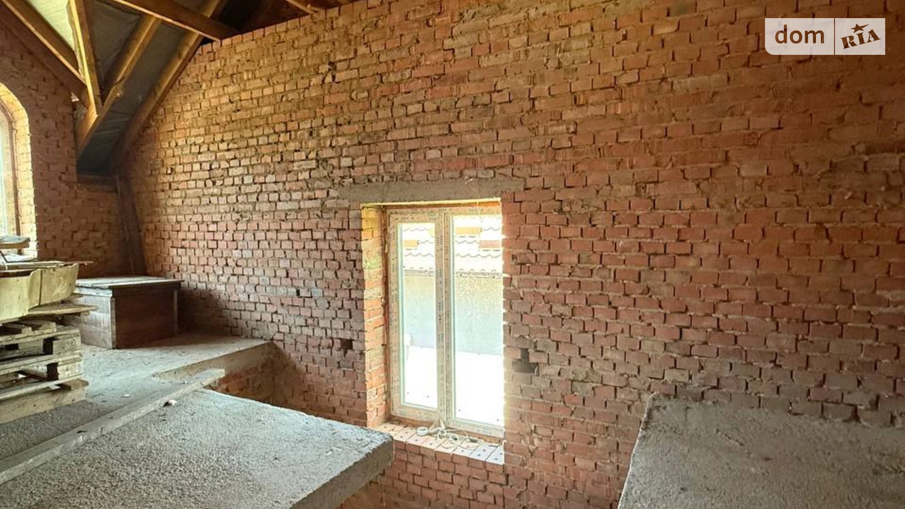 Продается дом на 3 этажа 150 кв. м с балконом, цена: 72000 $ - фото 5