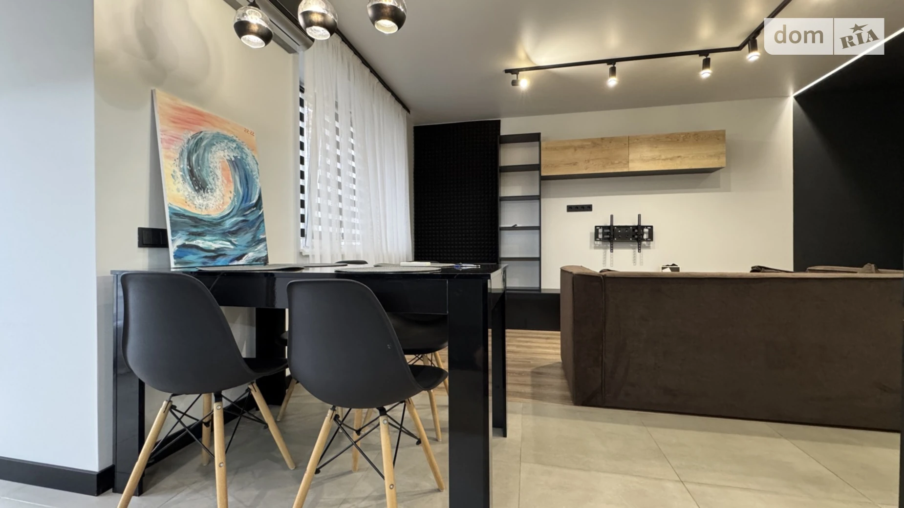 Продается 1-комнатная квартира 42 кв. м в Ивано-Франковске, ул. Высочана Семена, 18 - фото 2