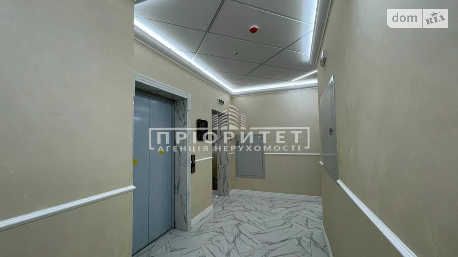 Продається 1-кімнатна квартира 49 кв. м у Одесі, Фонтанська дор. - фото 3