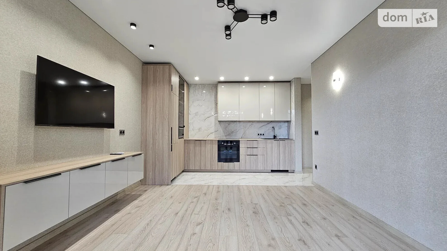 Продается 3-комнатная квартира 71 кв. м в Ивано-Франковске, ул. Вячеслава Черновола, 123 - фото 3