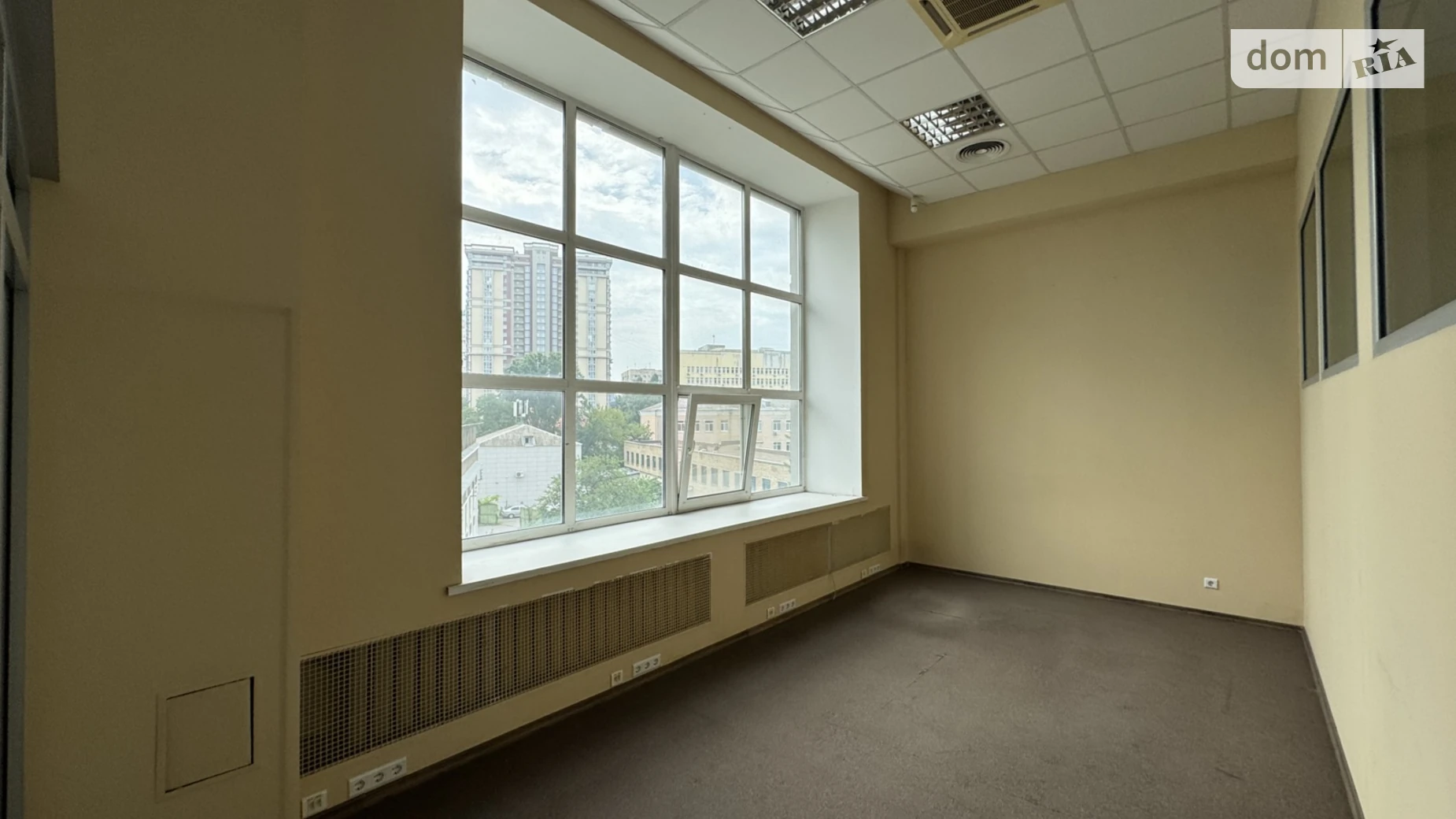 Сдается в аренду офис 437 кв. м в бизнес-центре, цена: 115805 грн - фото 4