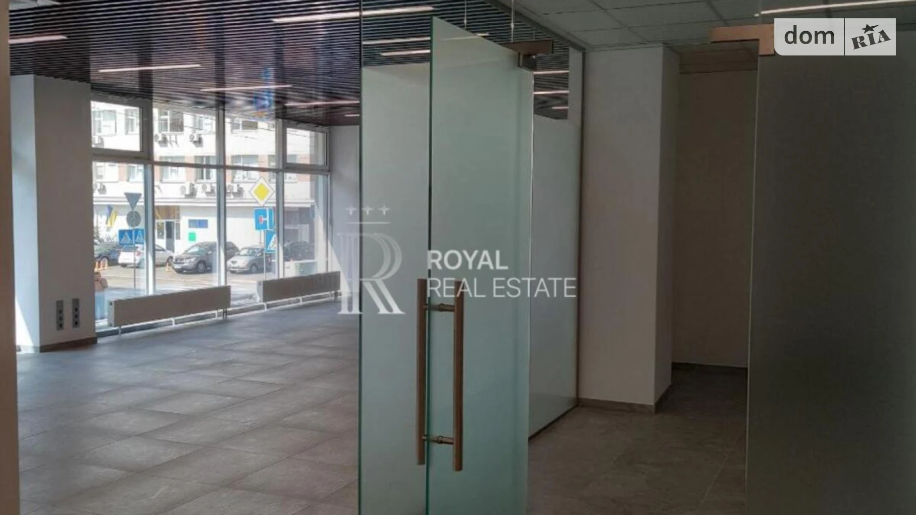 Сдается в аренду офис 185 кв. м в бизнес-центре, цена: 4440 $ - фото 4