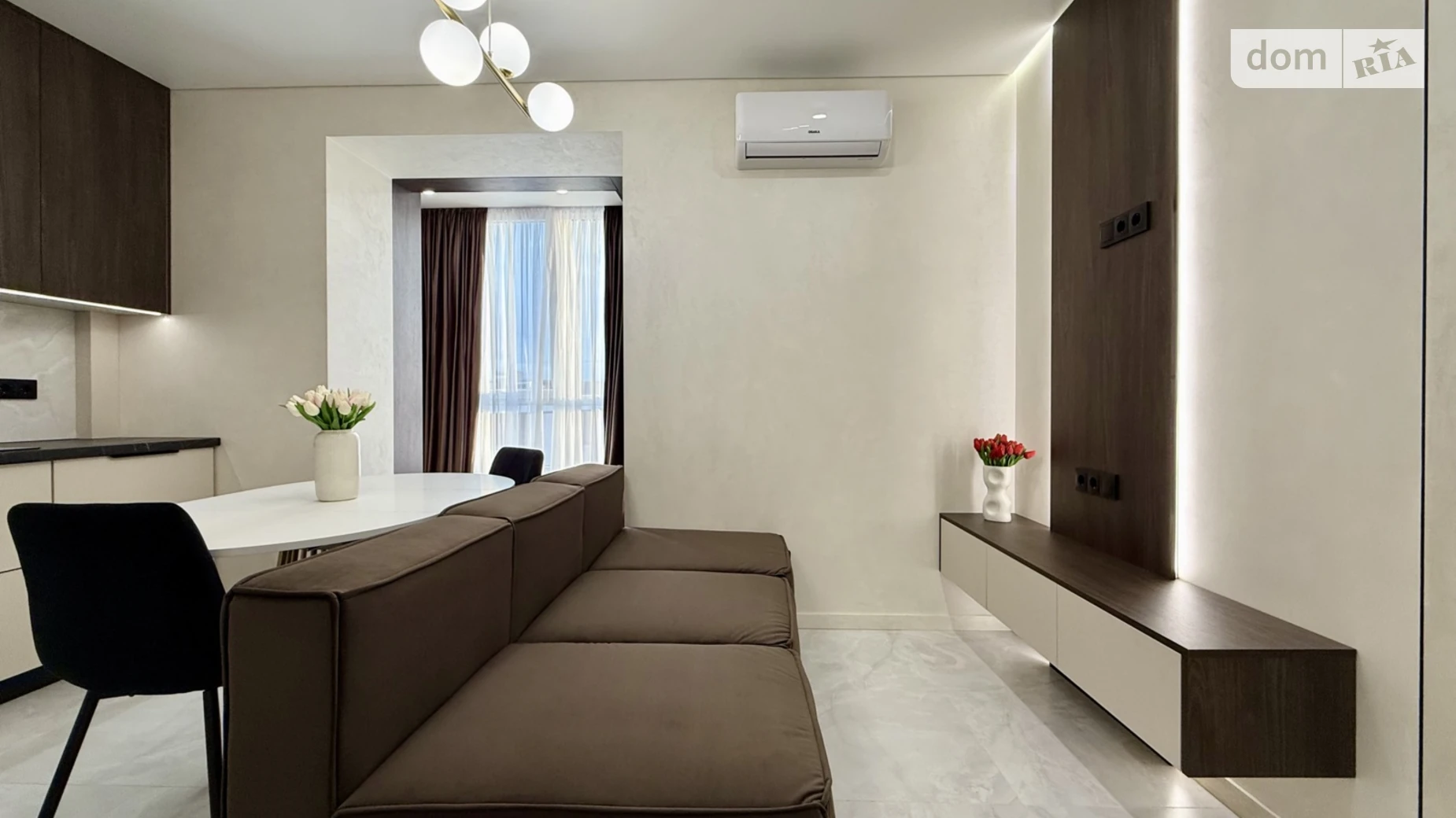 Продається 2-кімнатна квартира 52 кв. м у Івано-Франківську, вул. Отця Блавацького, 18 корпус 1 - фото 2