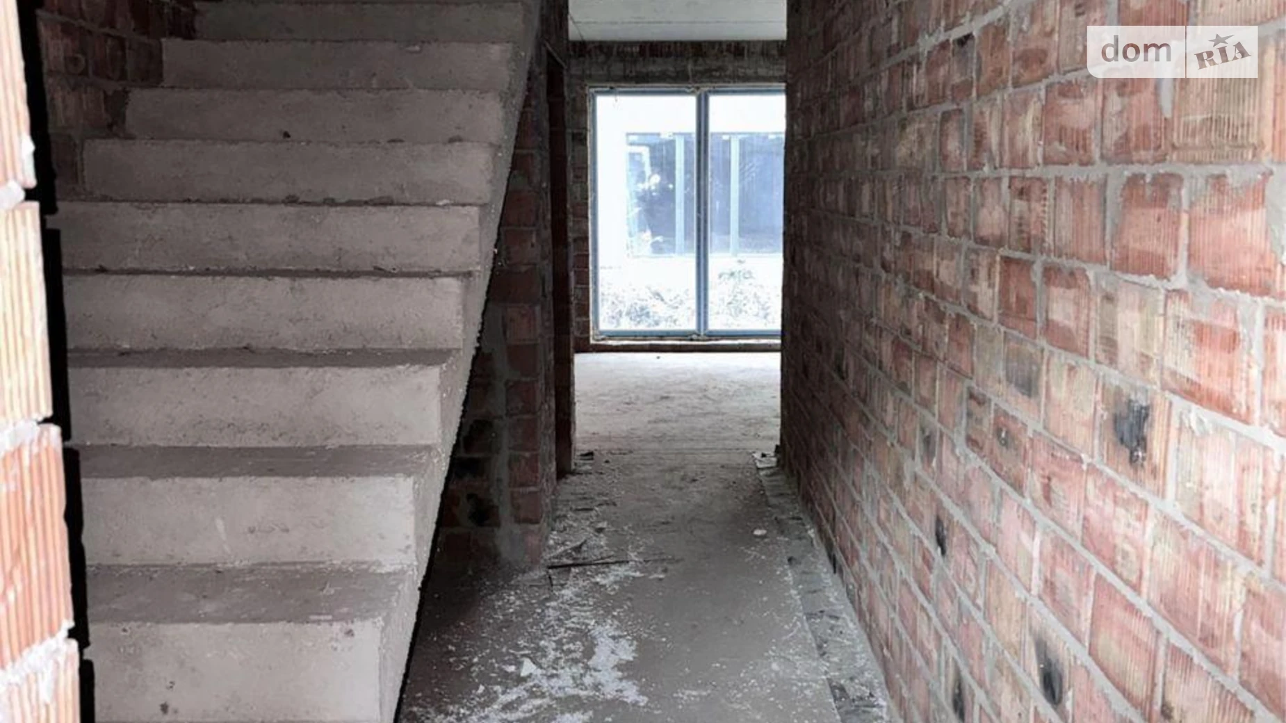 Продается дом на 2 этажа 135 кв. м с гаражом, цена: 81000 $ - фото 4