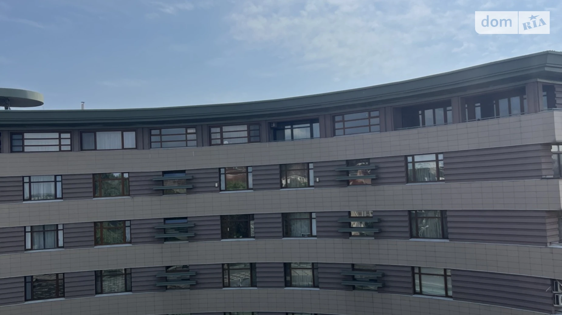 Продается 2-комнатная квартира 101.5 кв. м в Ужгороде, пл. Жупанатская, 1А - фото 3