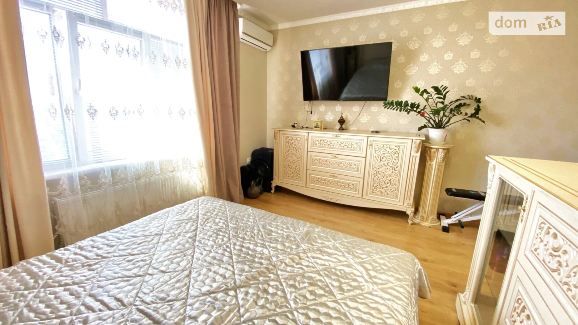 Продается 2-комнатная квартира 102 кв. м в Николаеве, просп. Героев Украины - фото 2