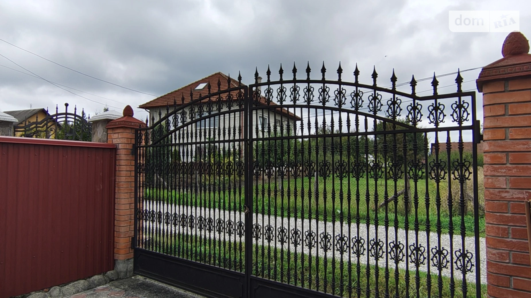Продается дом на 2 этажа 210 кв. м с гаражом, цена: 150000 $ - фото 5