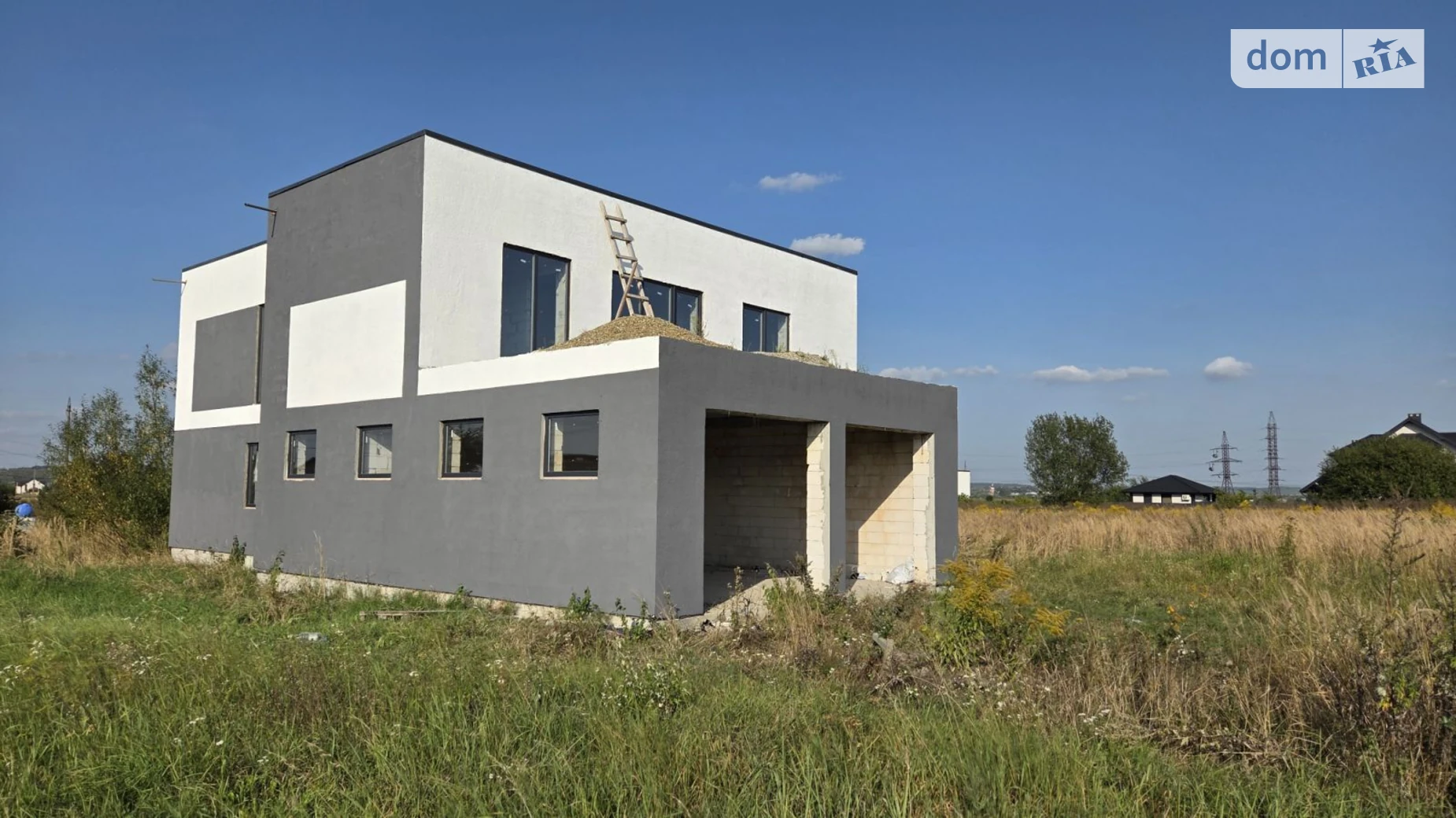 Продается дом на 2 этажа 245 кв. м с верандой, цена: 98900 $ - фото 2