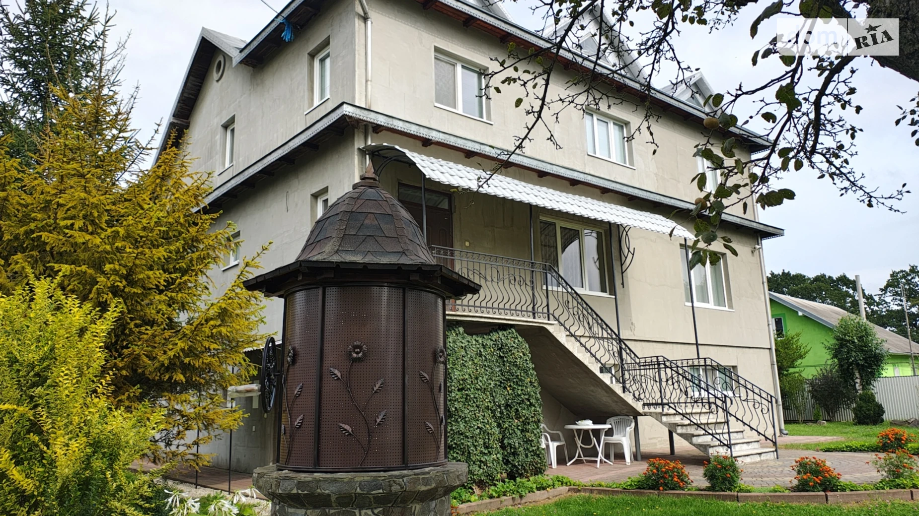 Продается дом на 2 этажа 376 кв. м с садом, цена: 150000 $ - фото 2