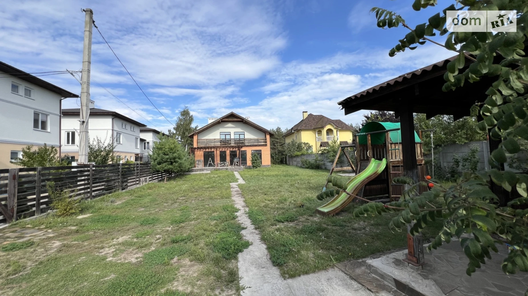 Продается дом на 2 этажа 290 кв. м с верандой, цена: 140000 $ - фото 4