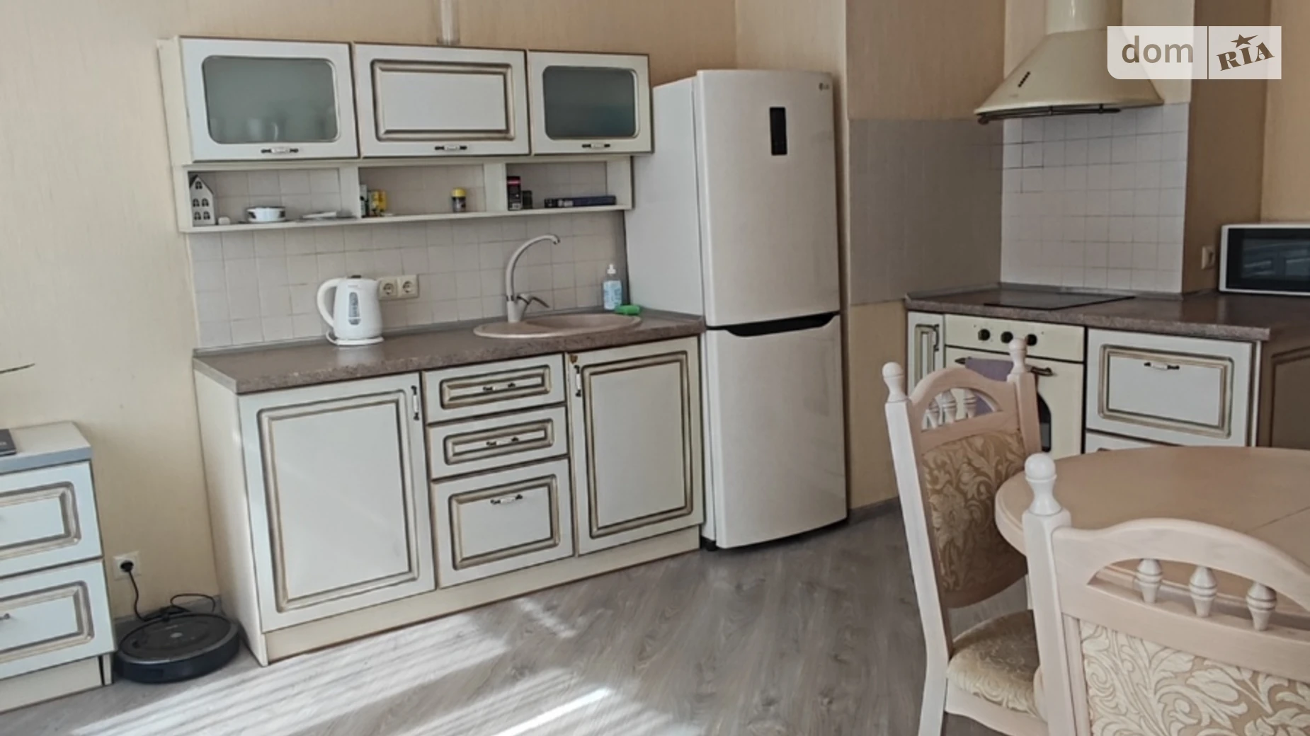 Продається 1-кімнатна квартира 55 кв. м у Києві, вул. Ахматової Анни, 22 - фото 4